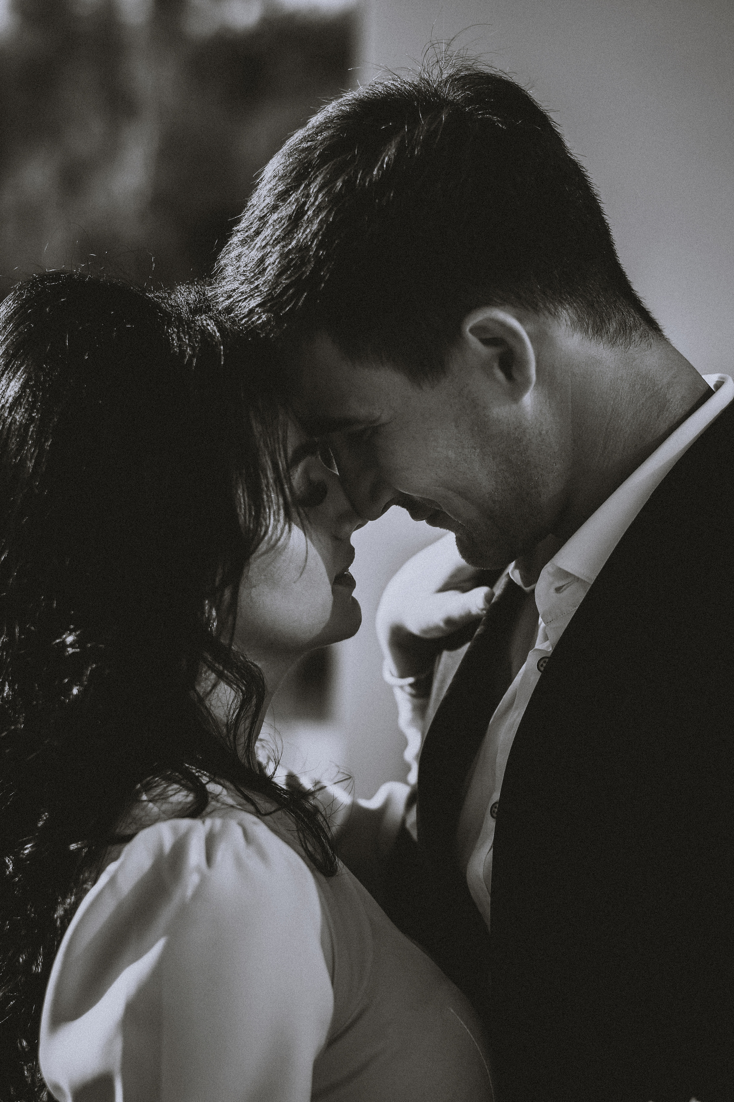 Закир и Эльвина (уличная съемка после ЗАГСа). Фотограф в Крыму | Виктория Нотевская