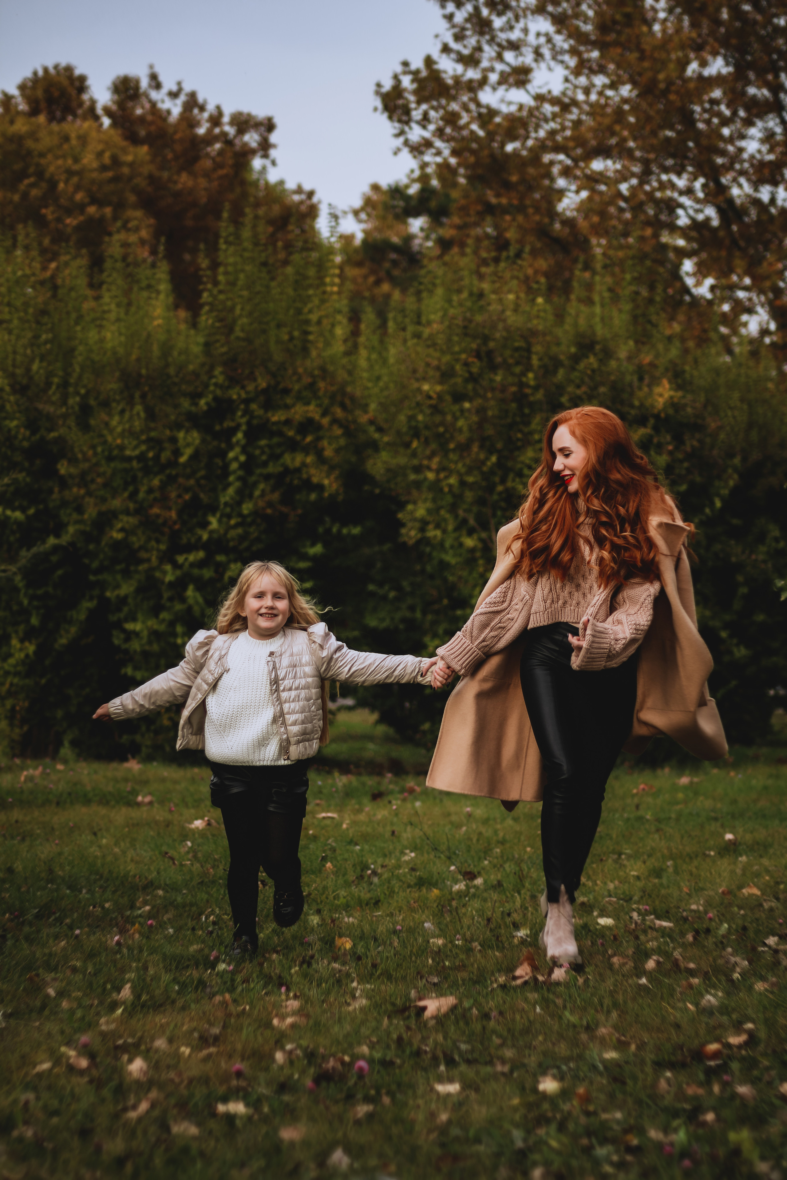 Прогулка в парке (Наталья, Элла, Саша и Кира). Фотограф в Крыму | Виктория Нотевская