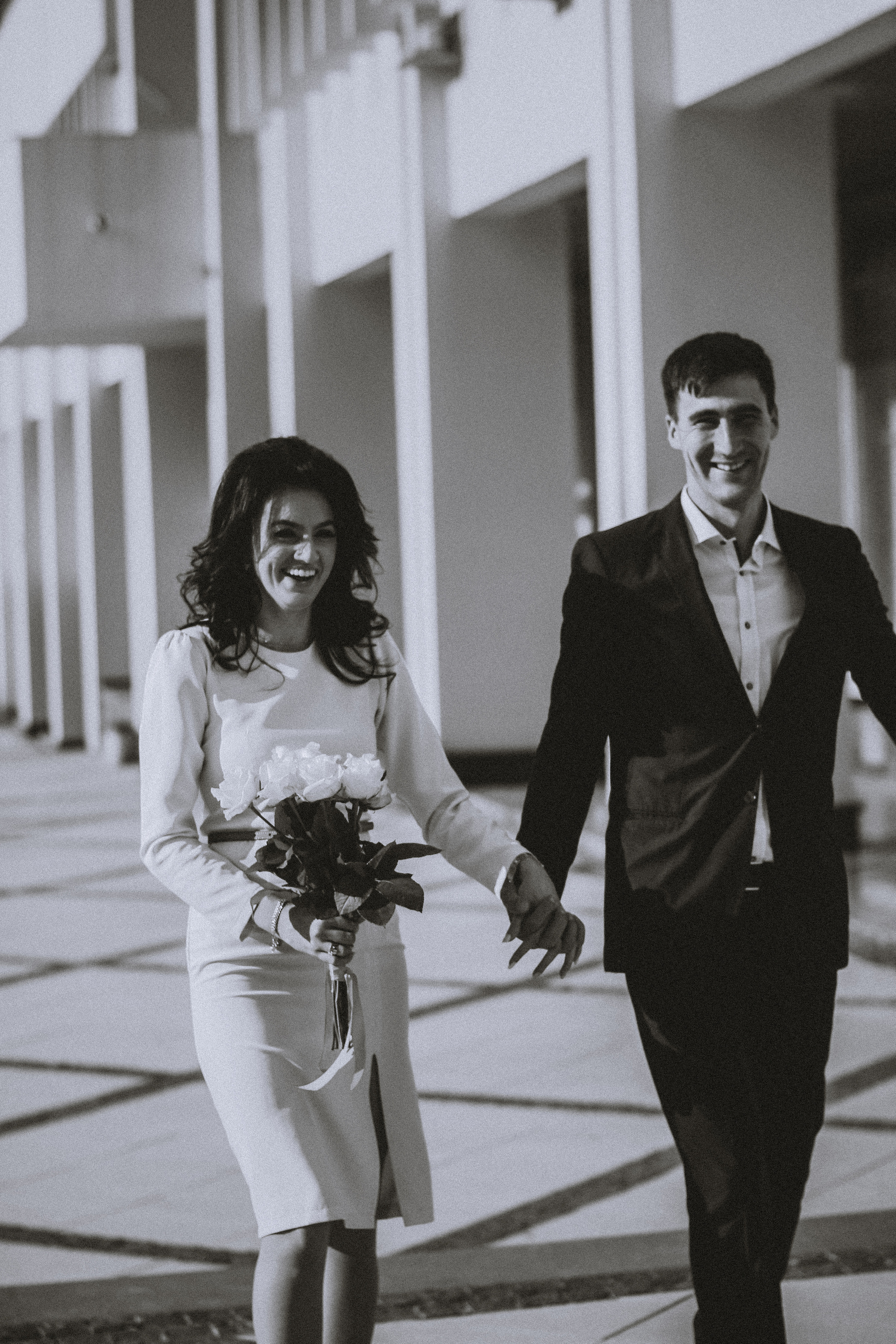 Закир и Эльвина (уличная съемка после ЗАГСа). Фотограф в Крыму | Виктория Нотевская