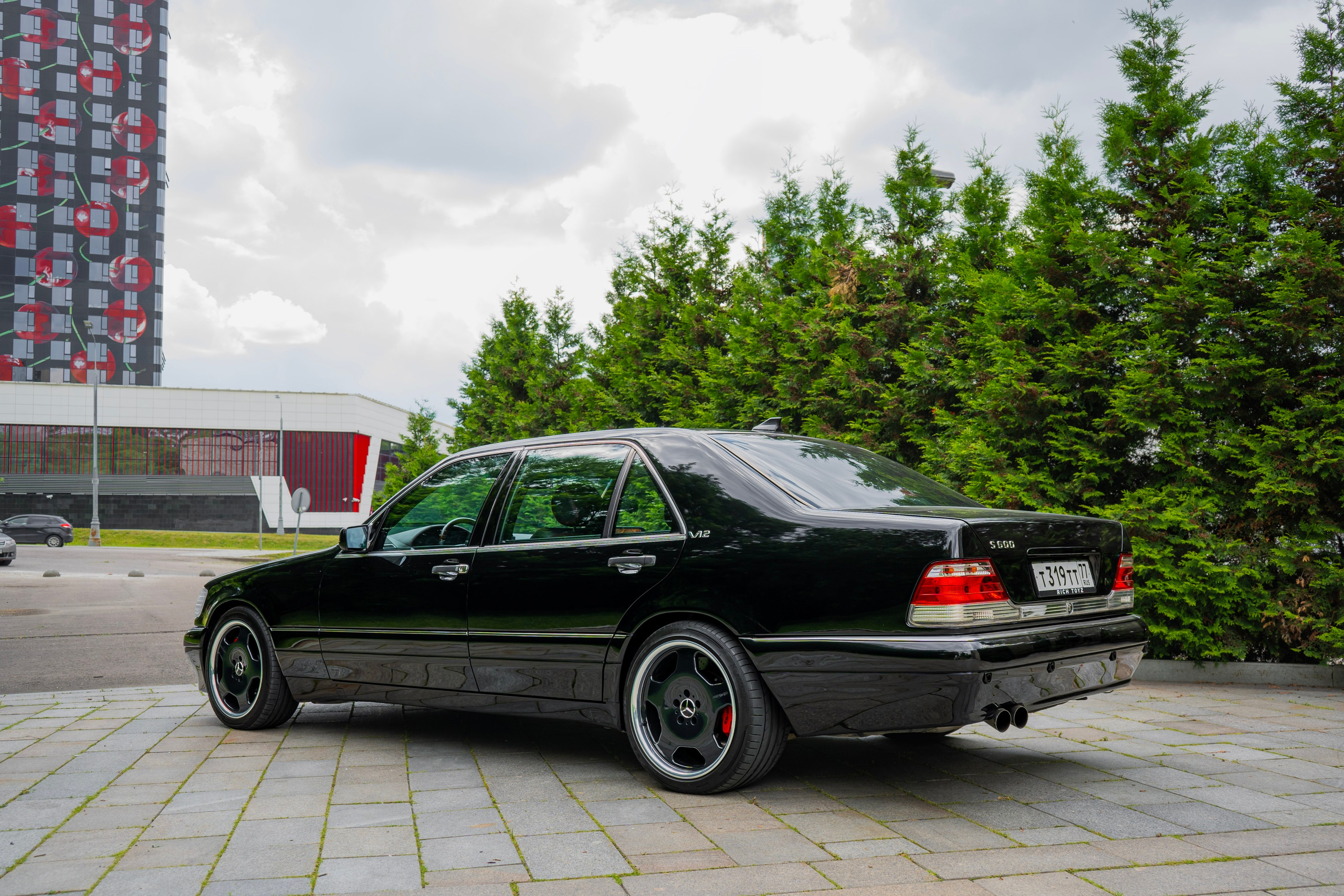 Mercedes W140. Автомобильный фотограф Ногинск Денис Городок