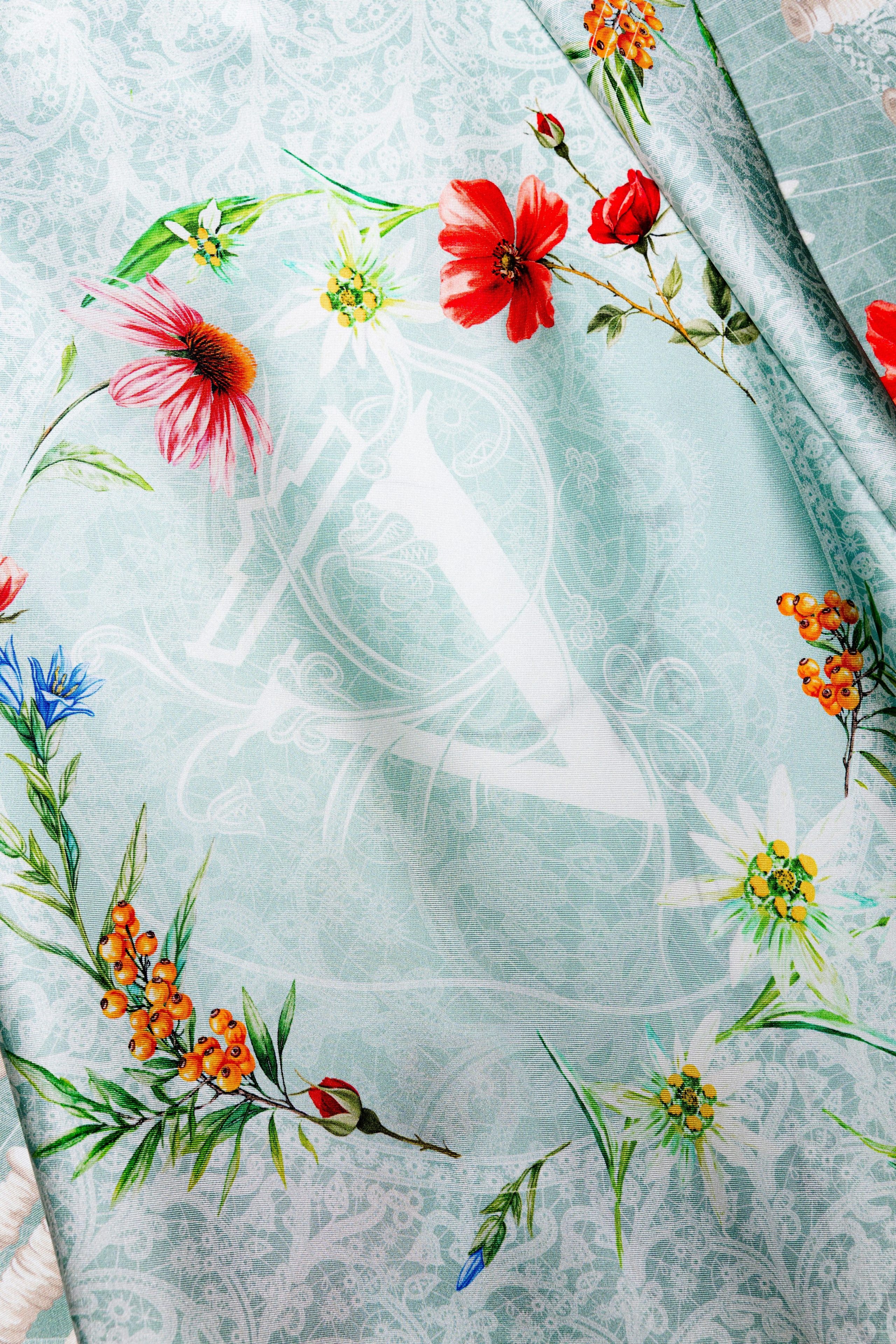 For VALMONT. Костя Жуков — фотограф в Москве