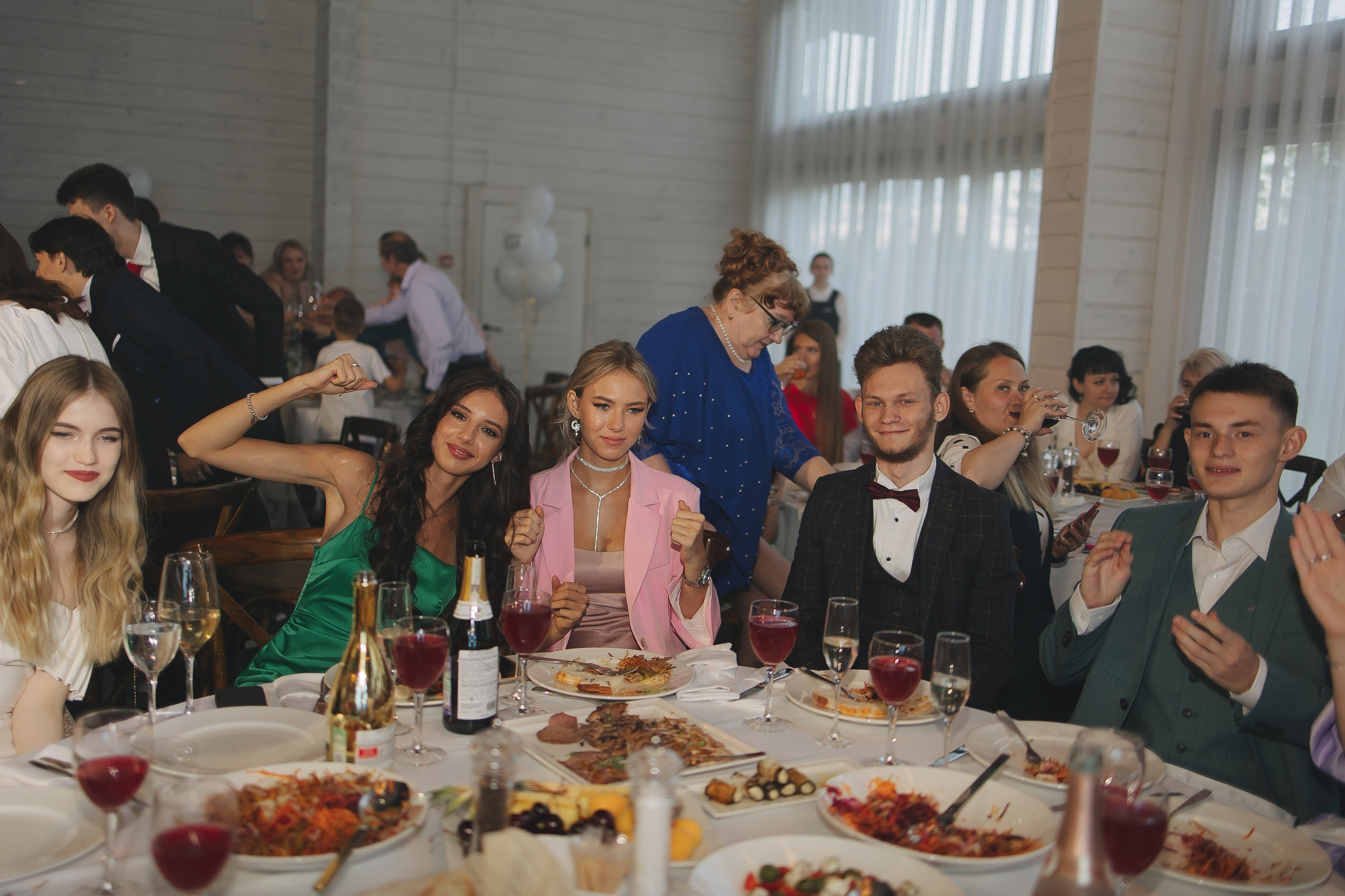 Выпускной Сосны. Свадебный и женский фотограф