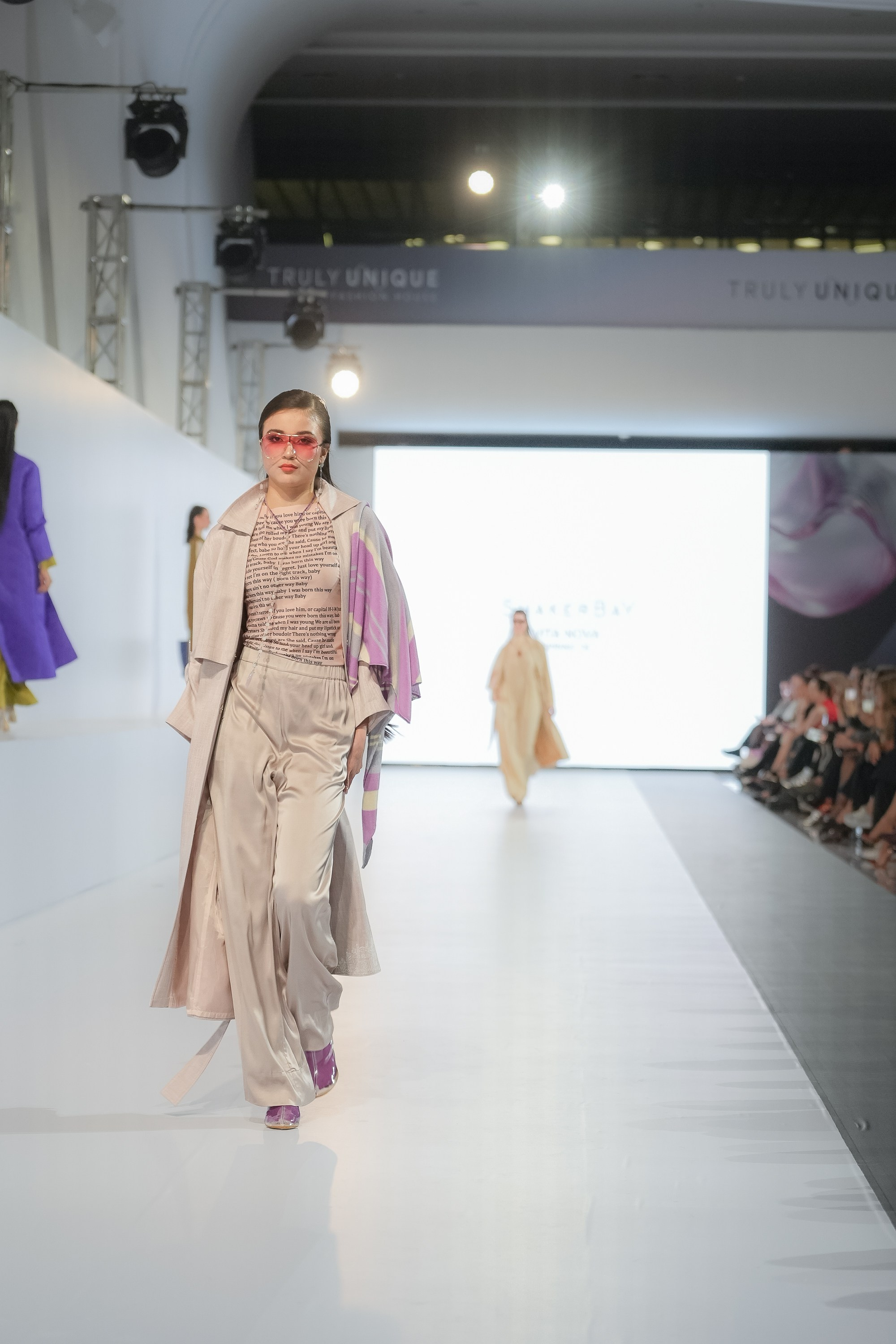 Shakerbay Vita Nova. Сайт Алматинского НЮ АРТ, будуар и фэшн фотографа Дениса Карпенко