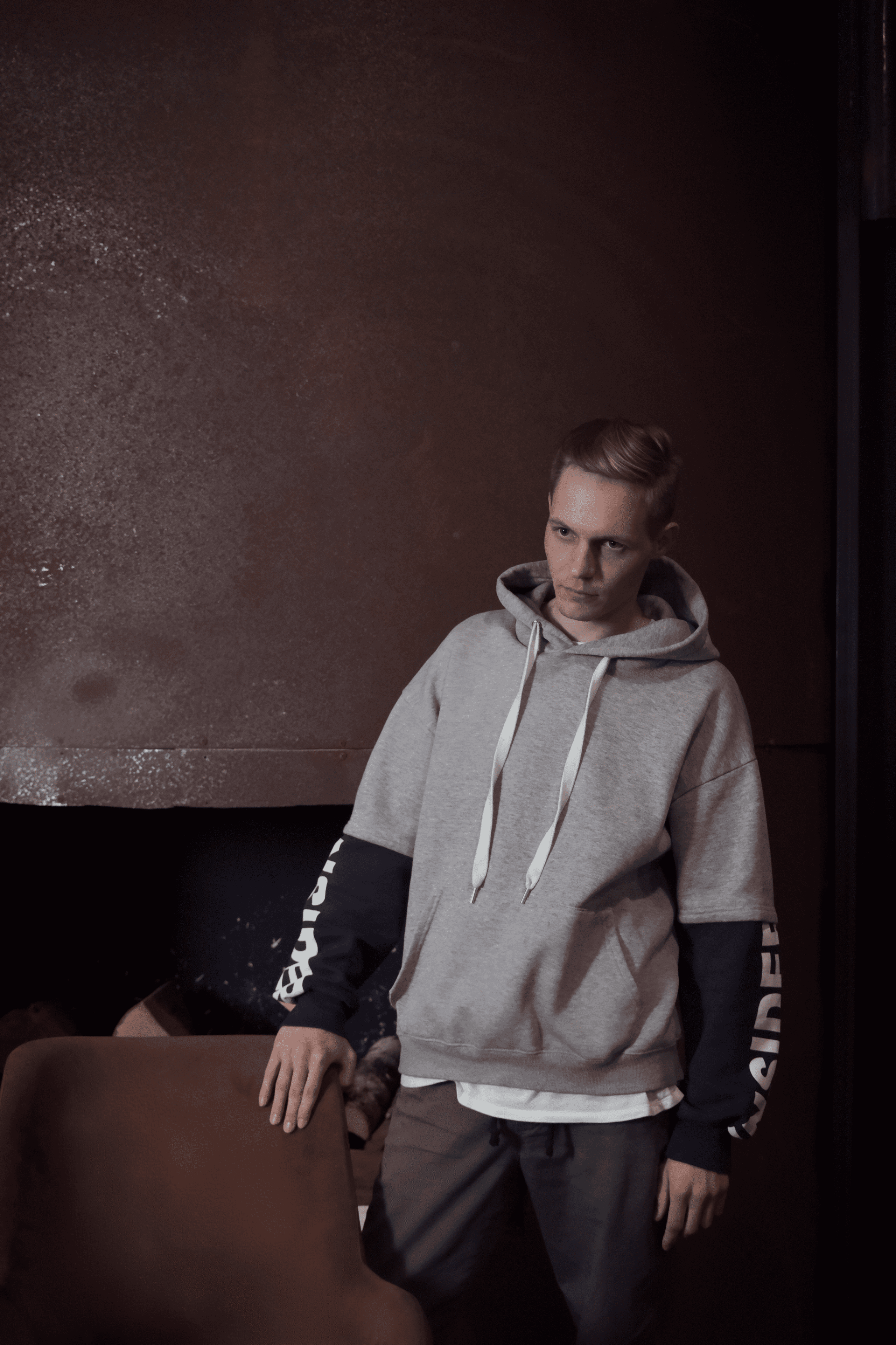 TESLA GAMBLER | Индивидуальная мужская фотосессия в Москве. Индивидуальная фотосъёмка в Москве. Фотограф Василиса Тарасова