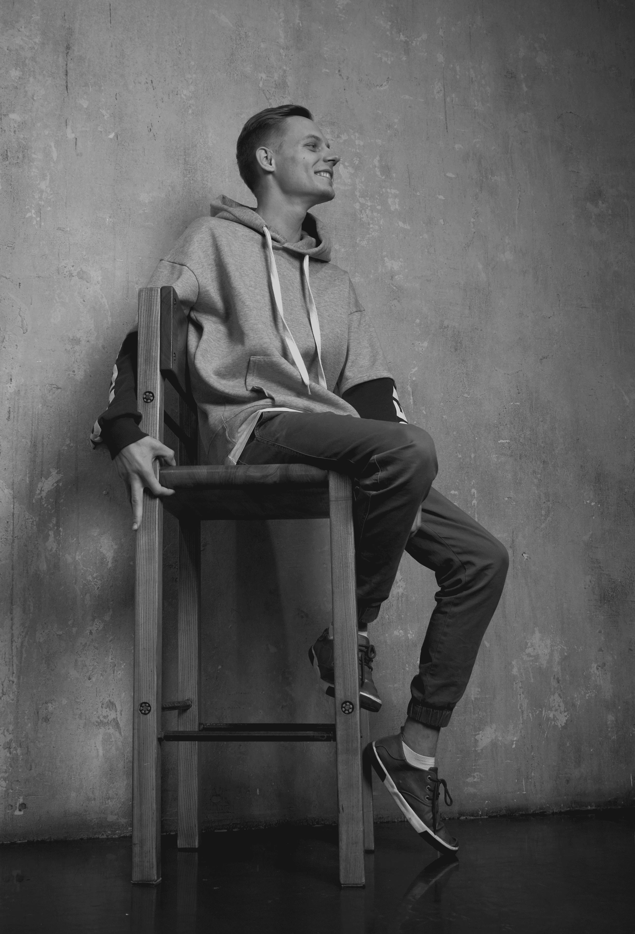 TESLA GAMBLER | Индивидуальная мужская фотосессия в Москве. Индивидуальная фотосъёмка в Москве. Фотограф Василиса Тарасова