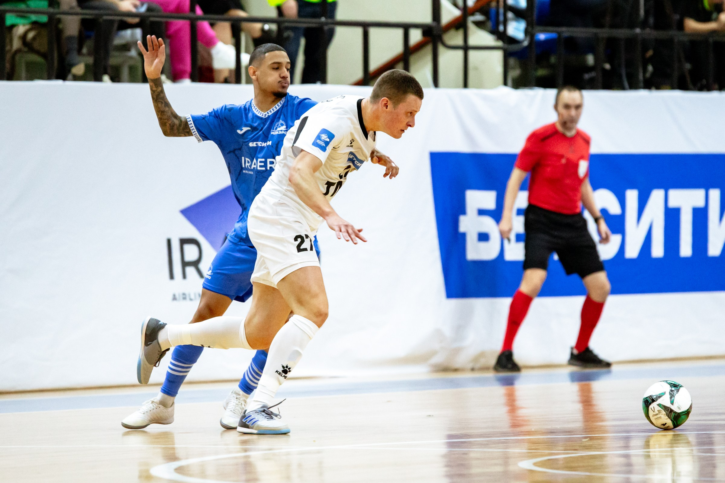 БЕТСИТИ Суперлига по футзалу | ИрАэро — Синара | 11.10.25. Фотограф в Иркутске Евгения Айвазова