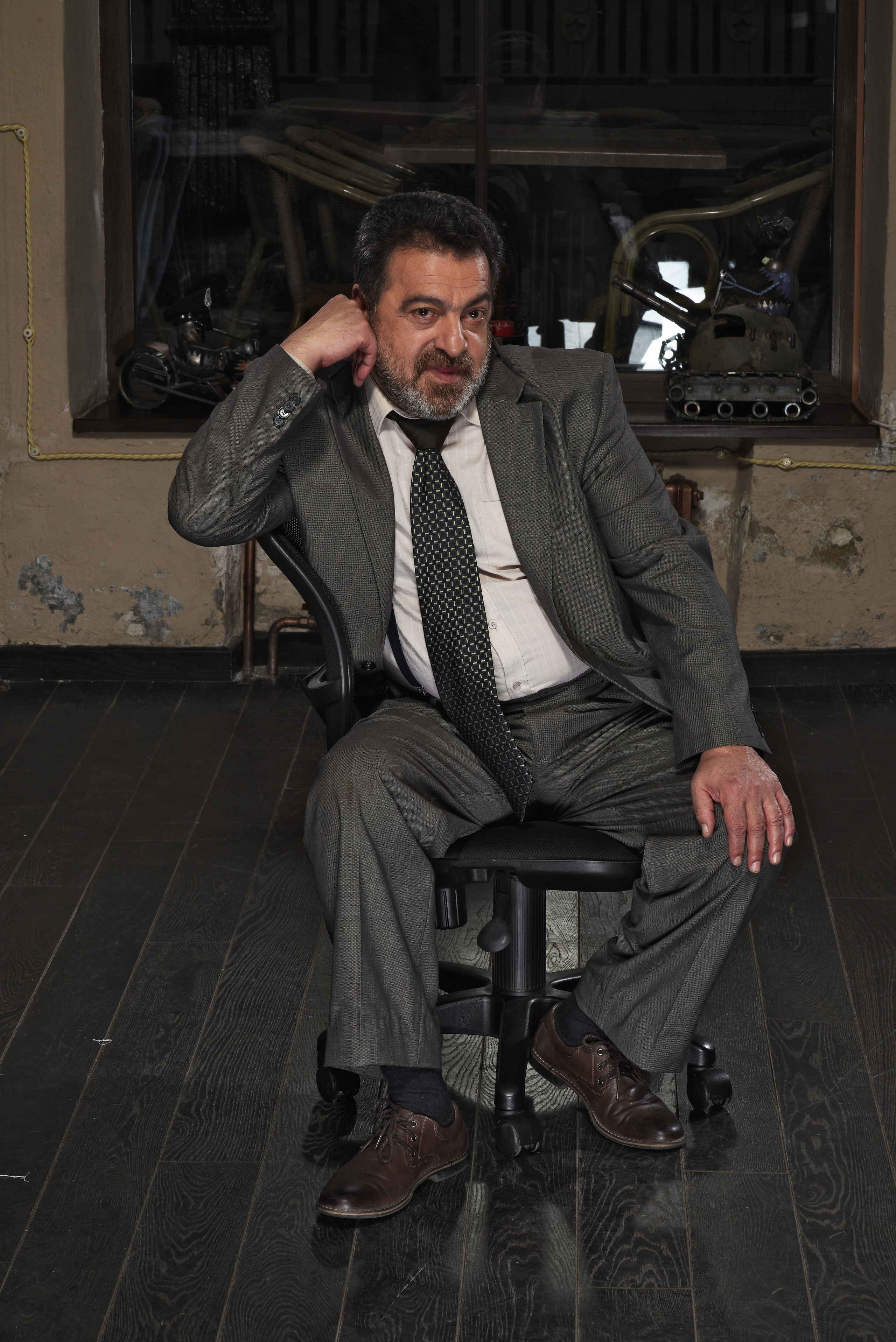 PORTRAIT. Www.apowerstudio.com