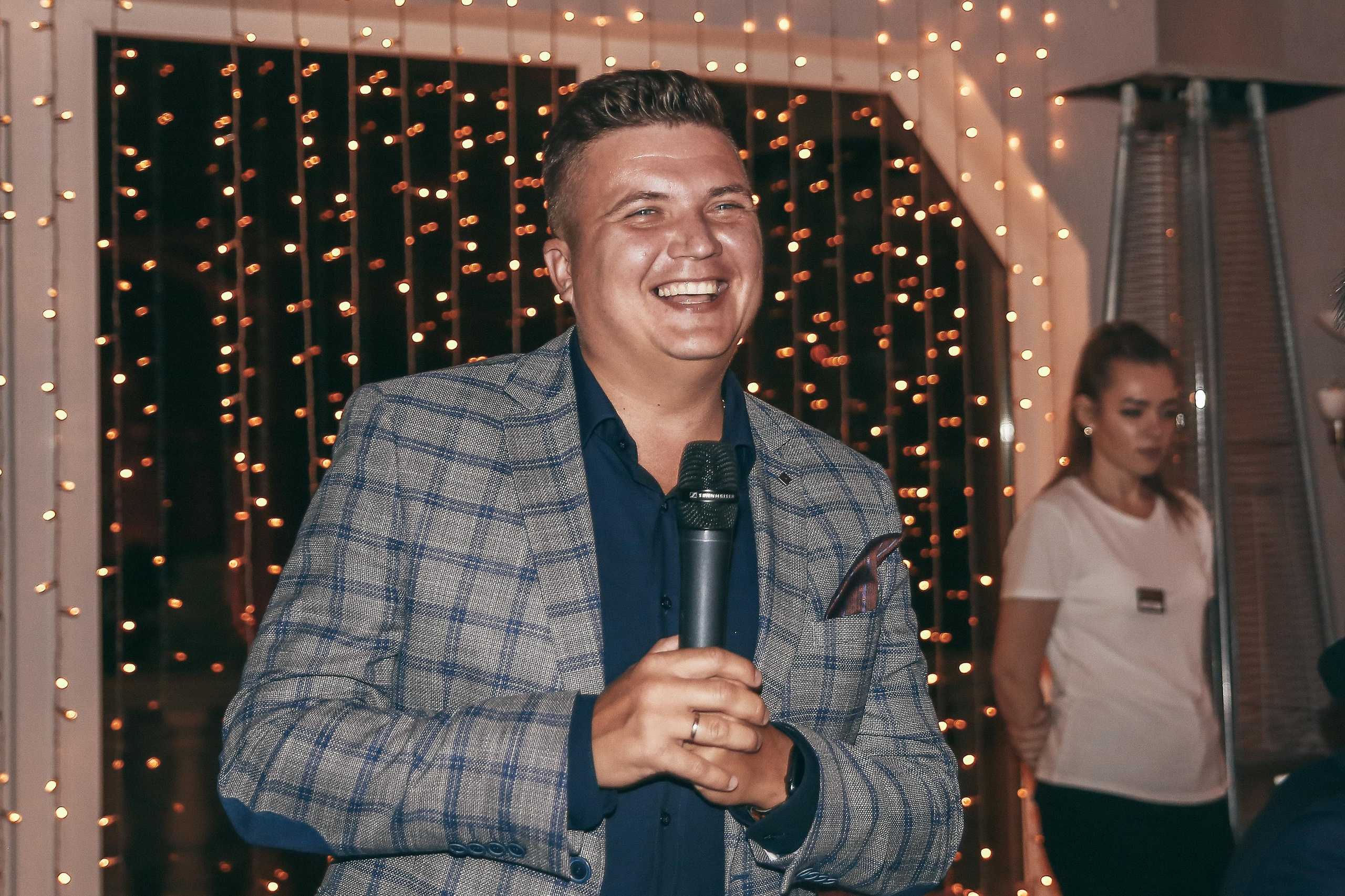 Юбилей в ресторане Кутузов. Антонина Морозова, профессиональный семейный фотограф видеограф