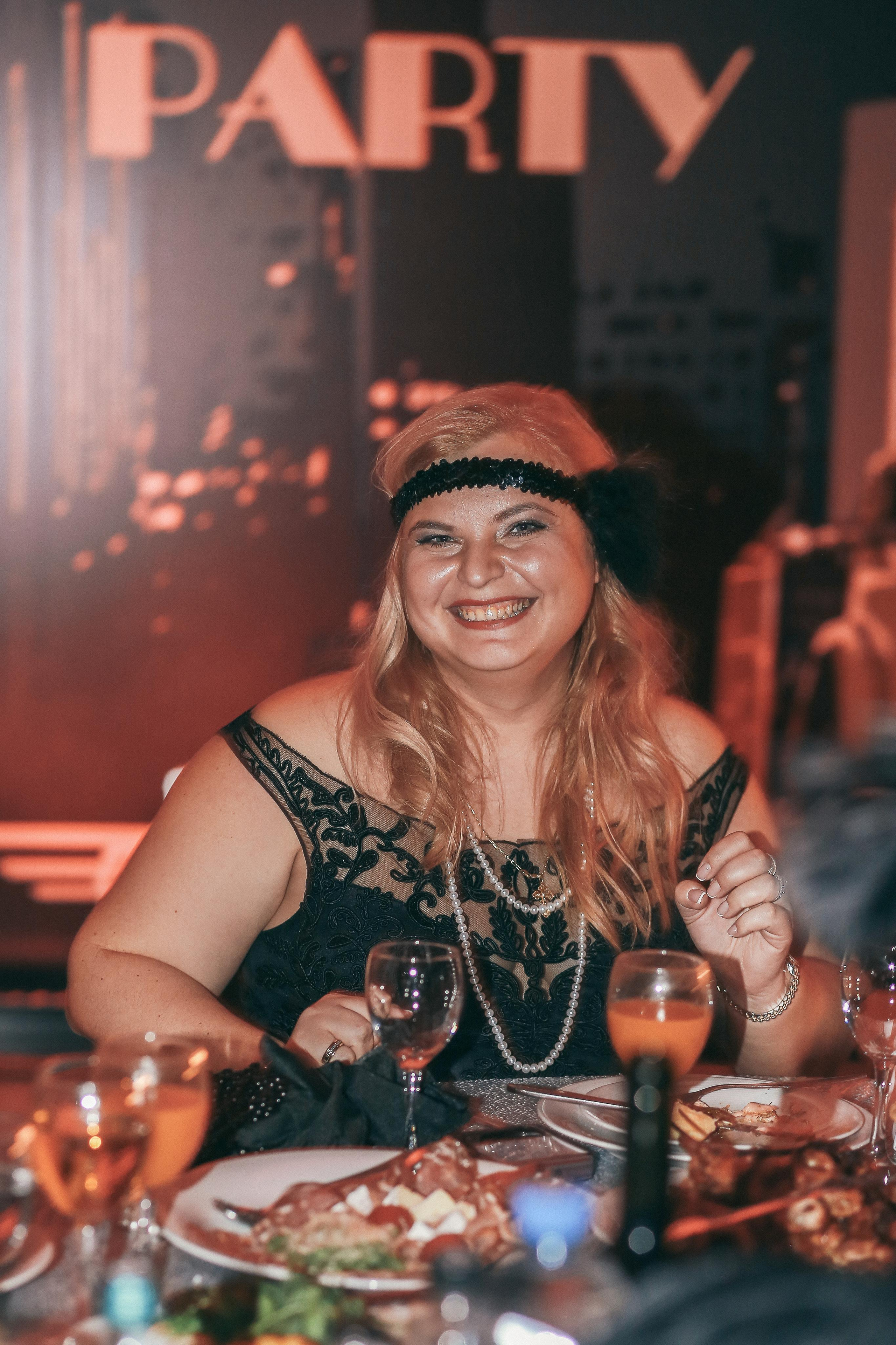 Юбилей в ресторане Кутузов. Антонина Морозова, профессиональный семейный фотограф видеограф