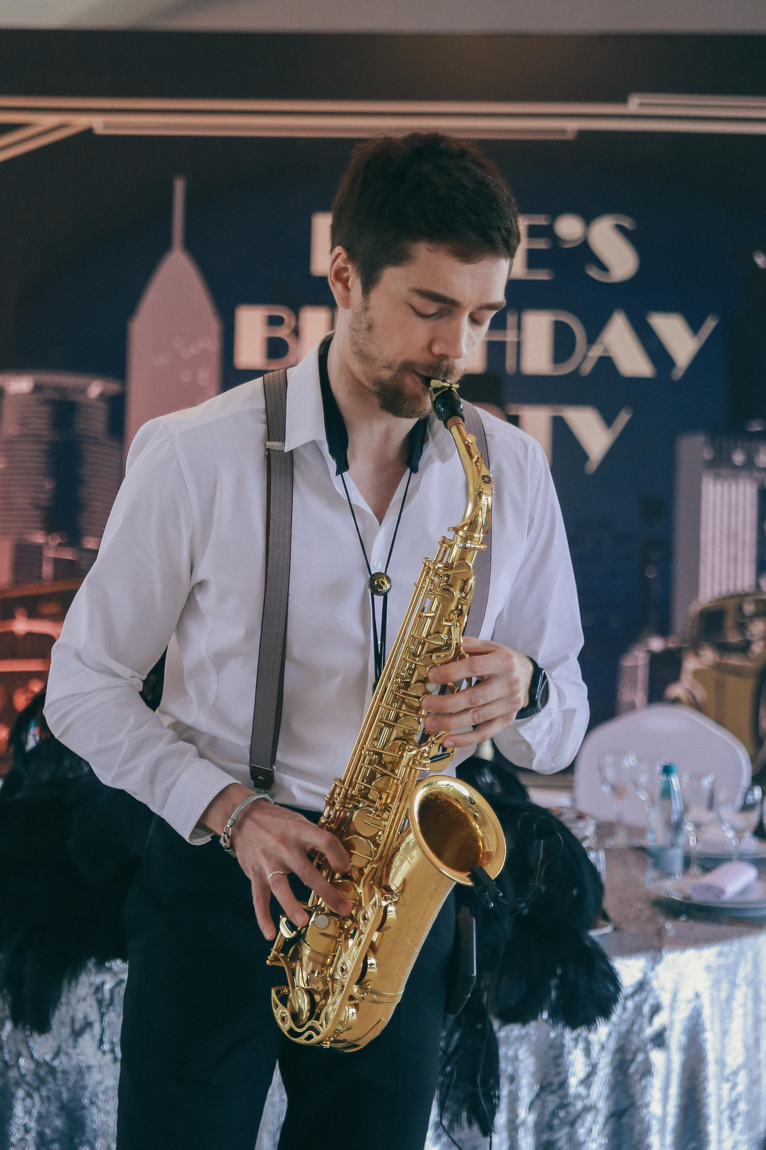 Юбилей в ресторане Кутузов. Антонина Морозова, профессиональный семейный фотограф видеограф