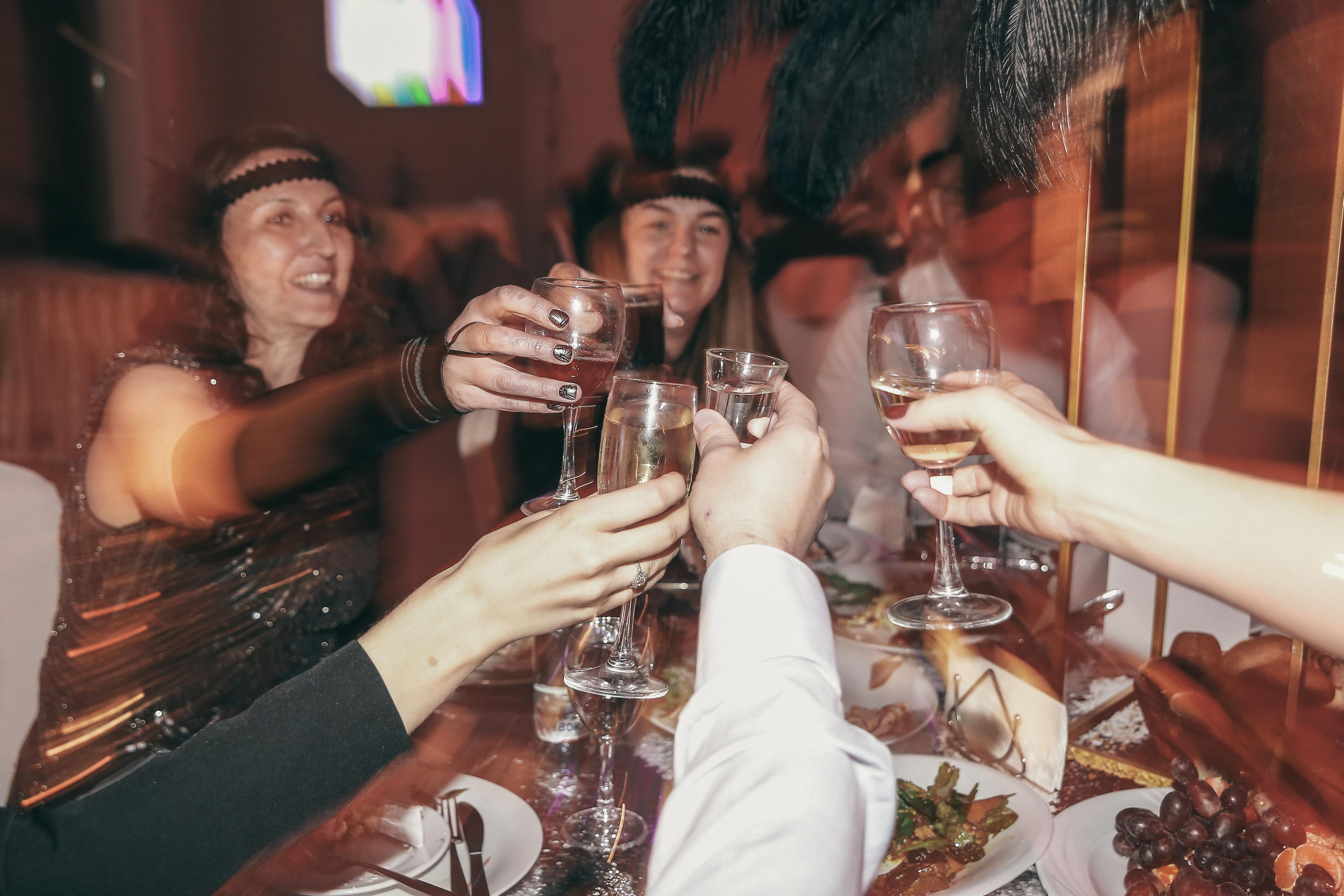 Юбилей в ресторане Кутузов. Антонина Морозова, профессиональный семейный фотограф видеограф