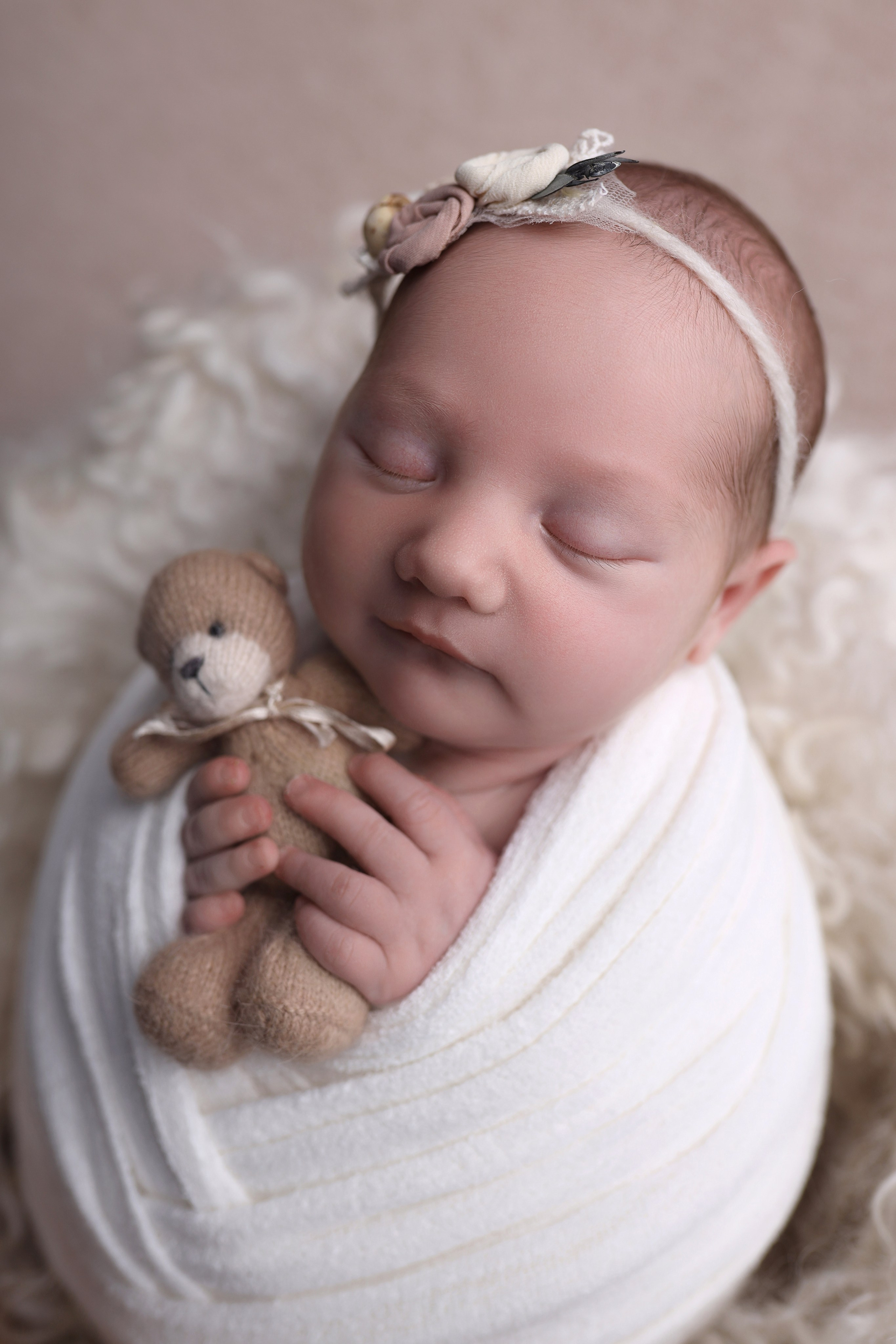 Newborn девочки. Фотограф новорожденных Модяева Ирина