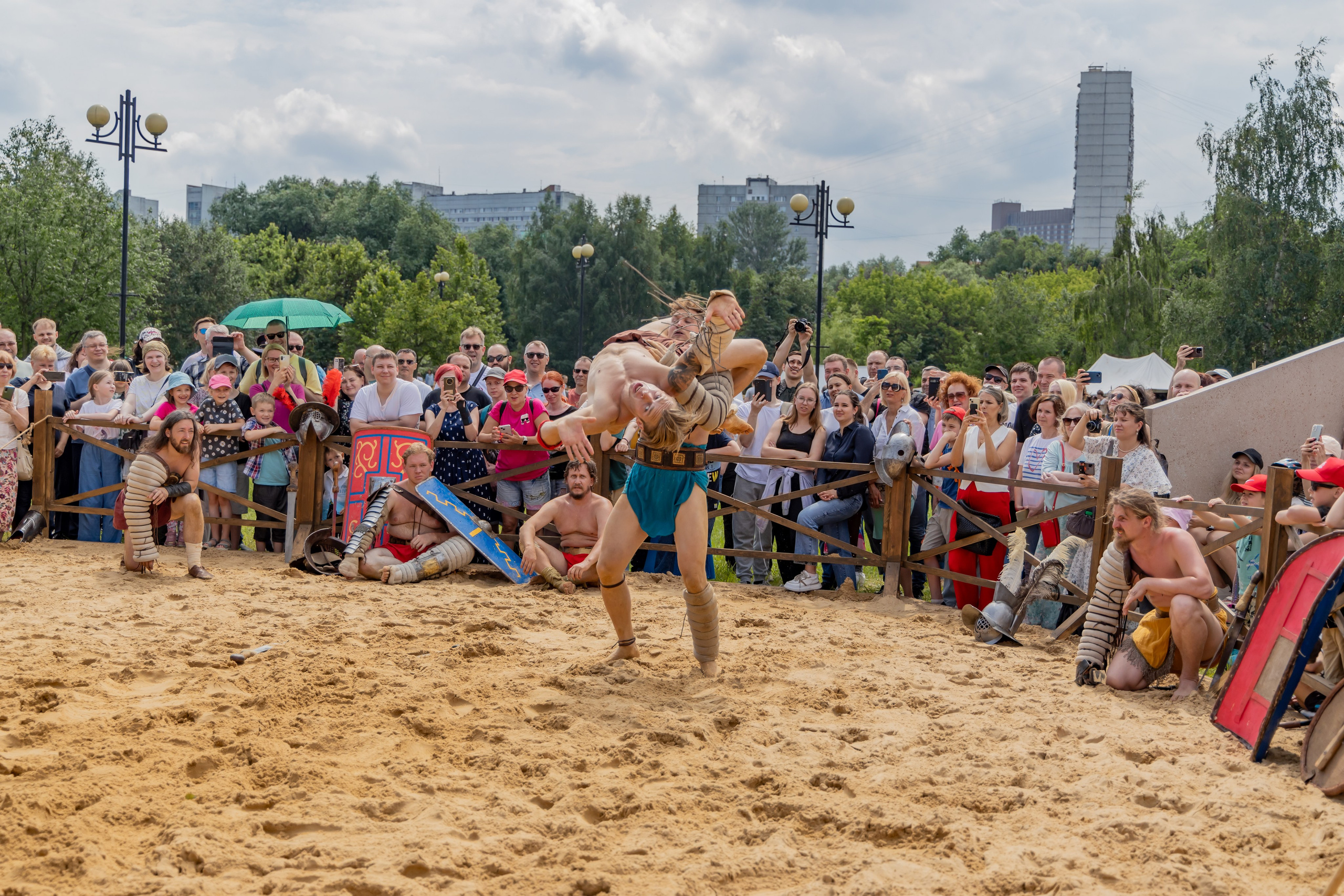 Времена и эпохи 2024. Ростокинский акведук. Площадка Античность. Репортажный, семейный и студийный фотограф в Москве Демин Алексей