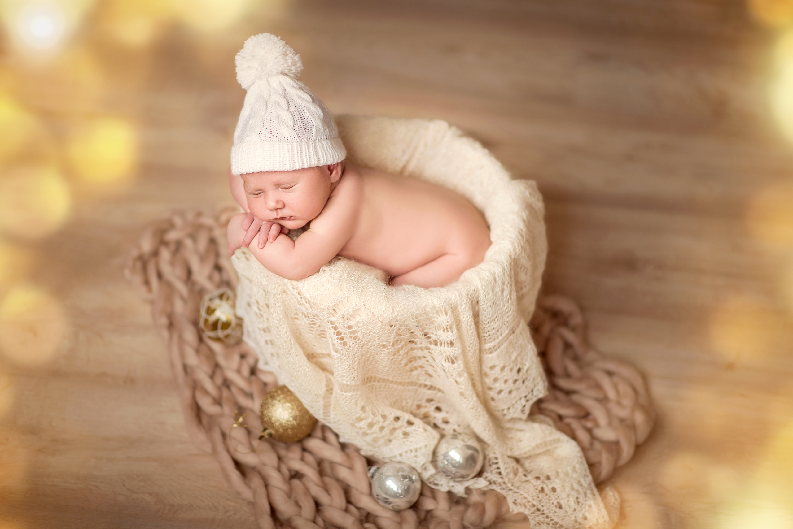 Newborn. Творческая команда Ульяшевы, свадебная и семейная фотография. Кахахста