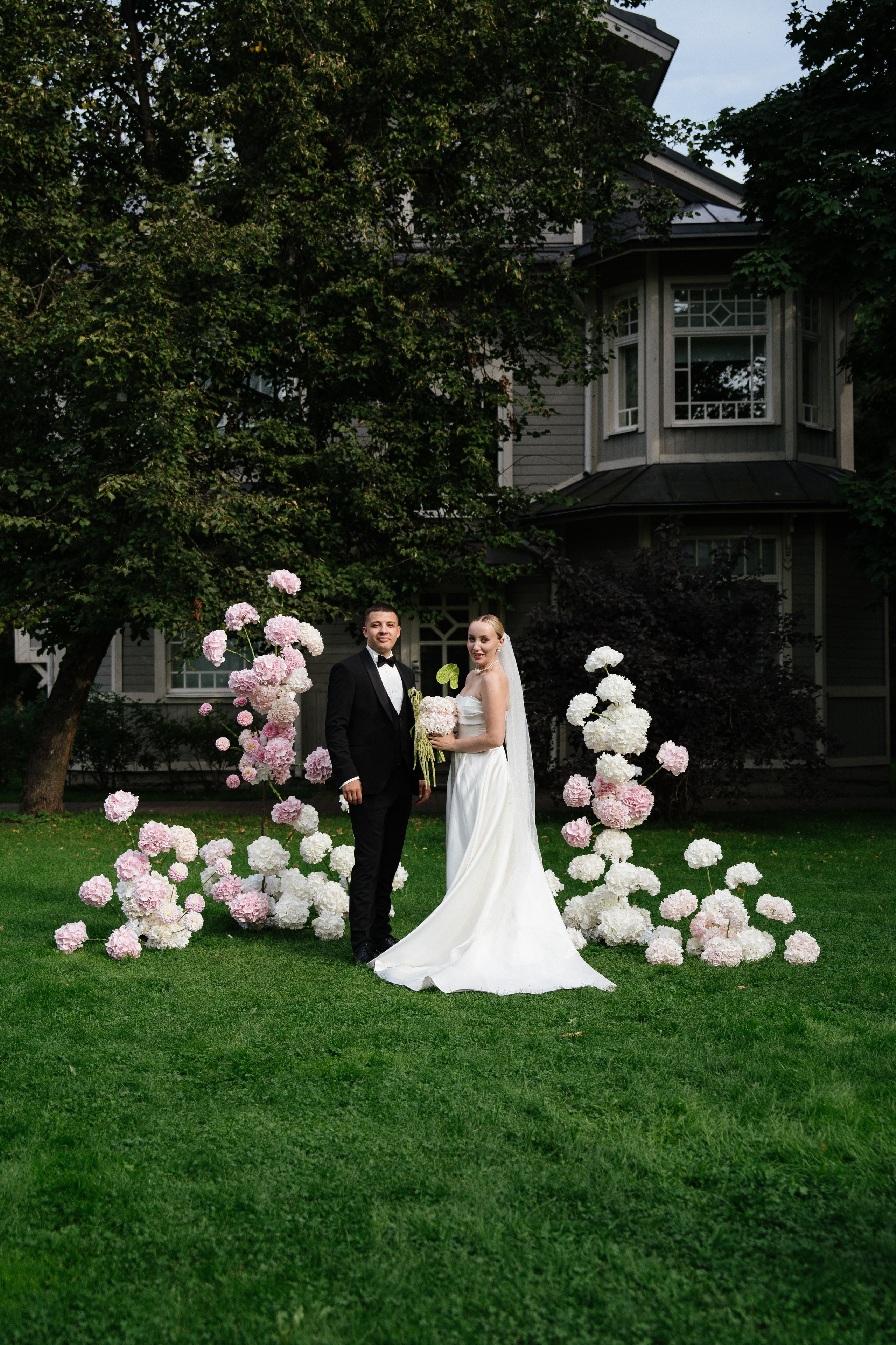 Юлия & Максим. Уютная свадьба в стиле современная классика на заливе. Свадебный фотограф организатор в Санкт-Петербурге Ассоль Опарина