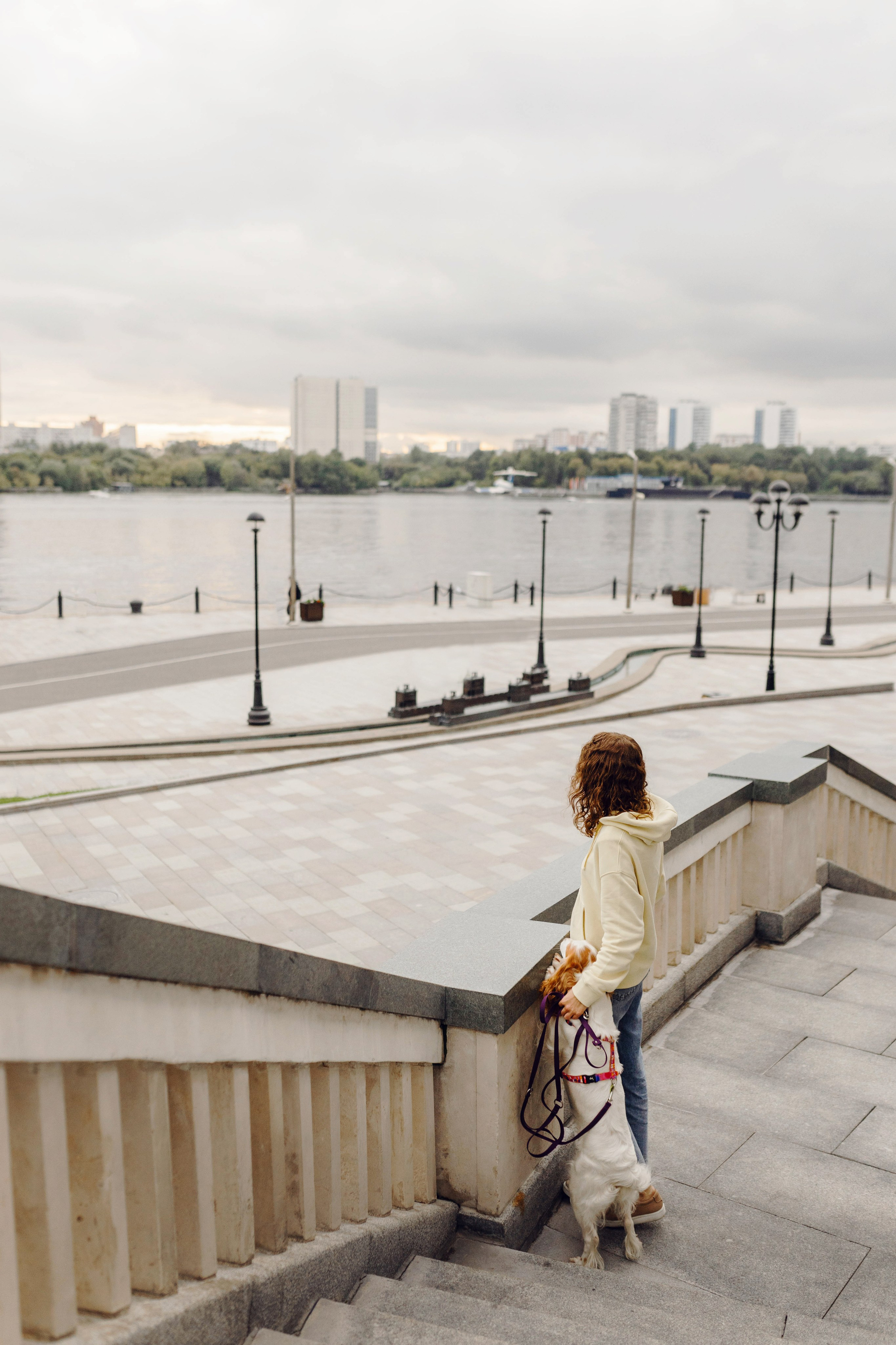 Москва / Мария и спаниель Вега. Фотограф Кузина Вера