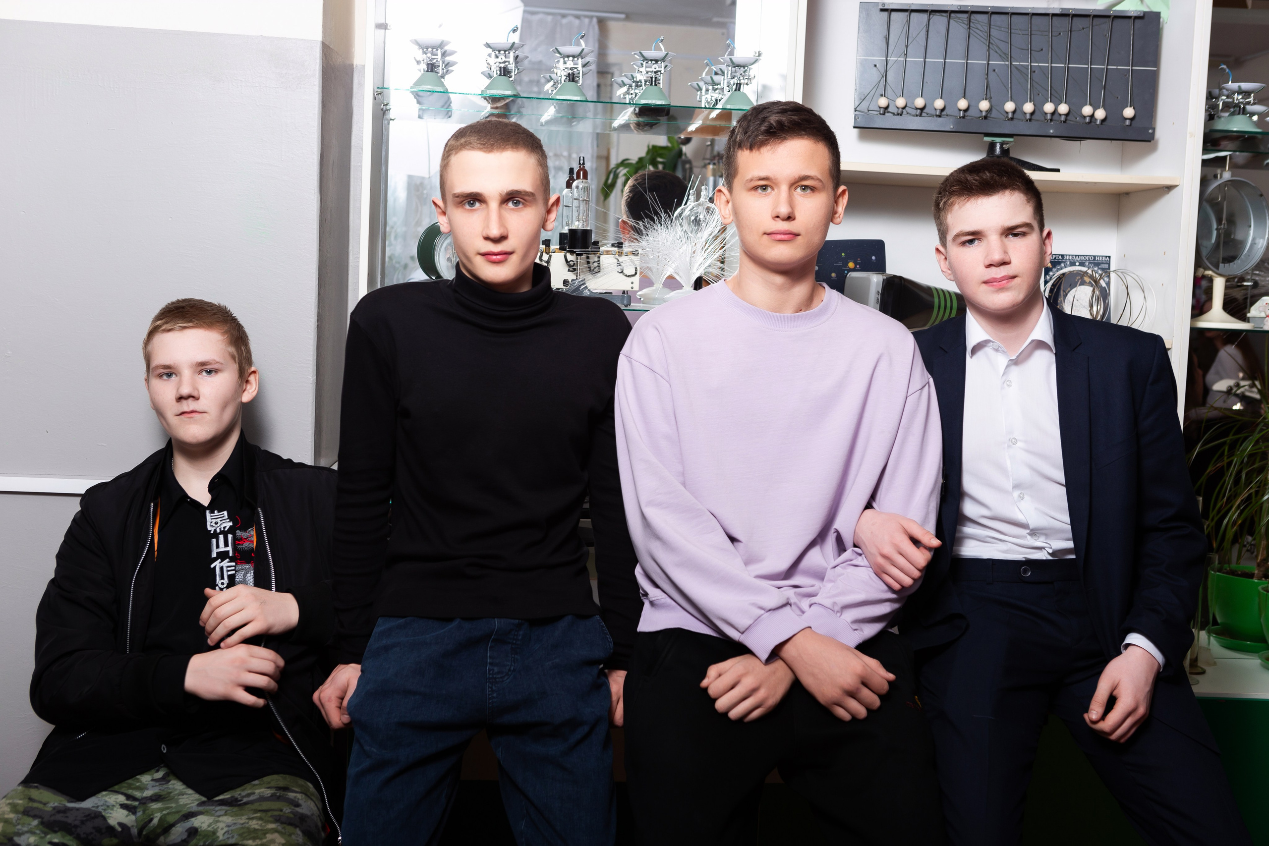 ОТВЯЗНАЯ СЪЕМКА В КЛАССЕ (9 КЛАСС). Профессиональный фотограф в Мценске и Орловской области