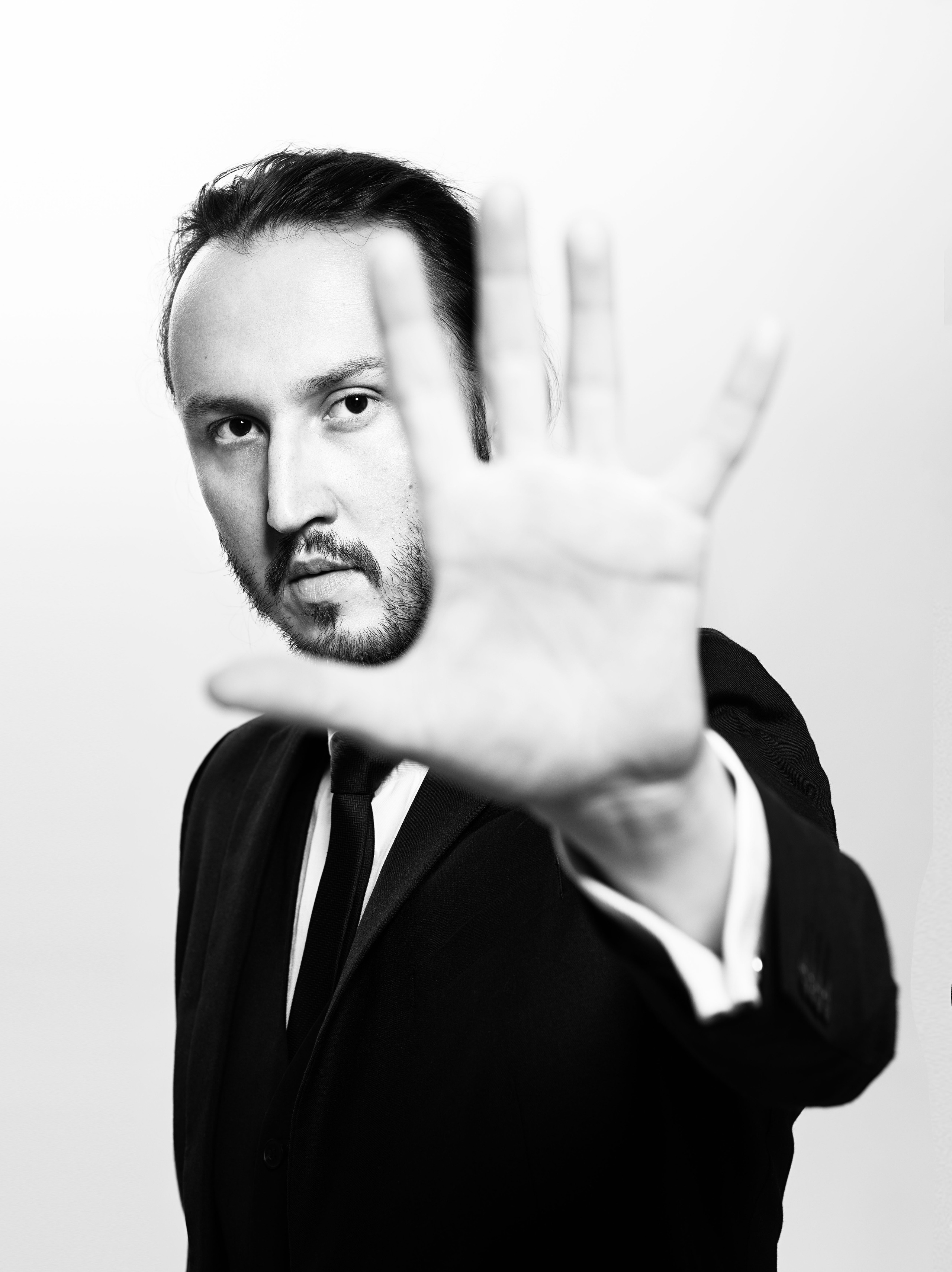 Портфолио «Бизнес портрет». Проект «Монохром»