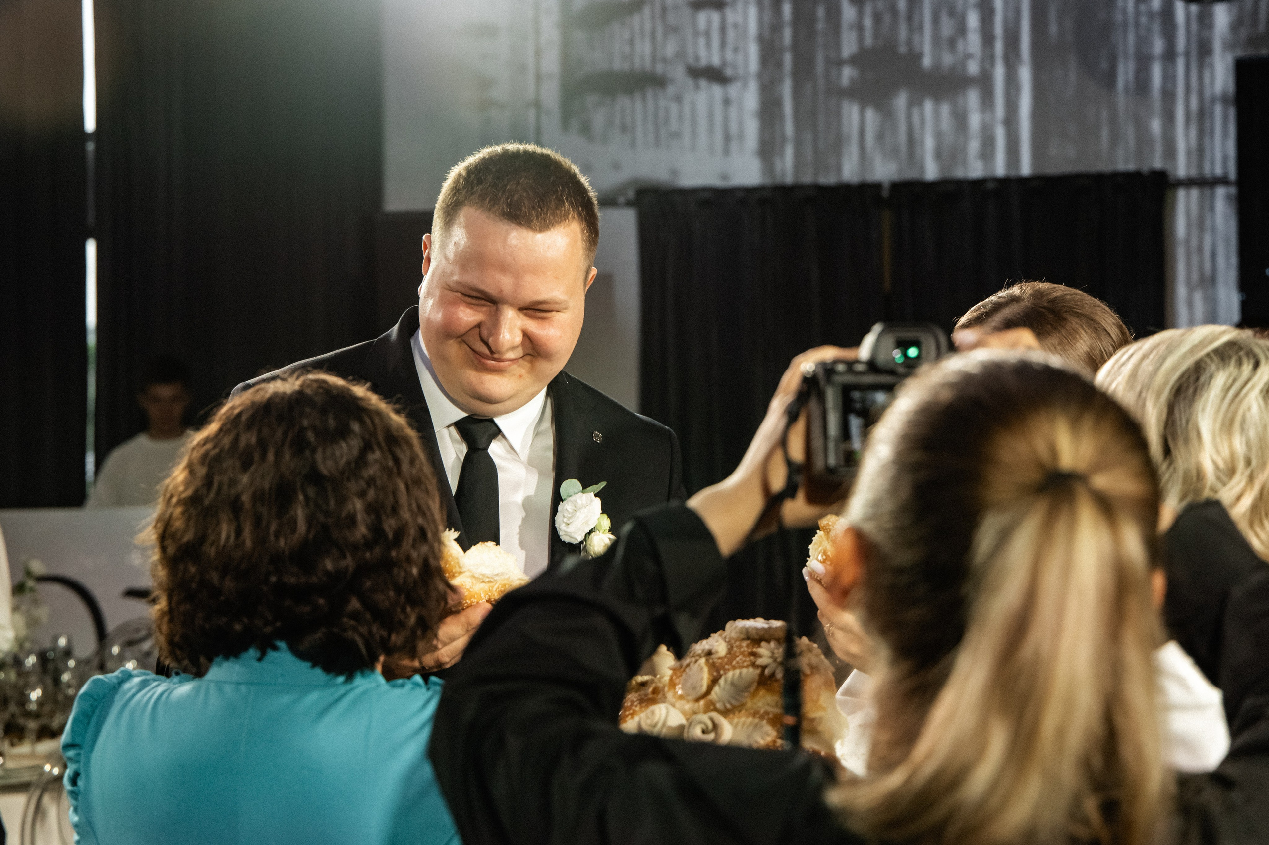 Данил и Любовь, мои фото с этого праздника. я был гость). Свадебный и семейный фотограф в г. Волхов Алексей Кочерыжкин