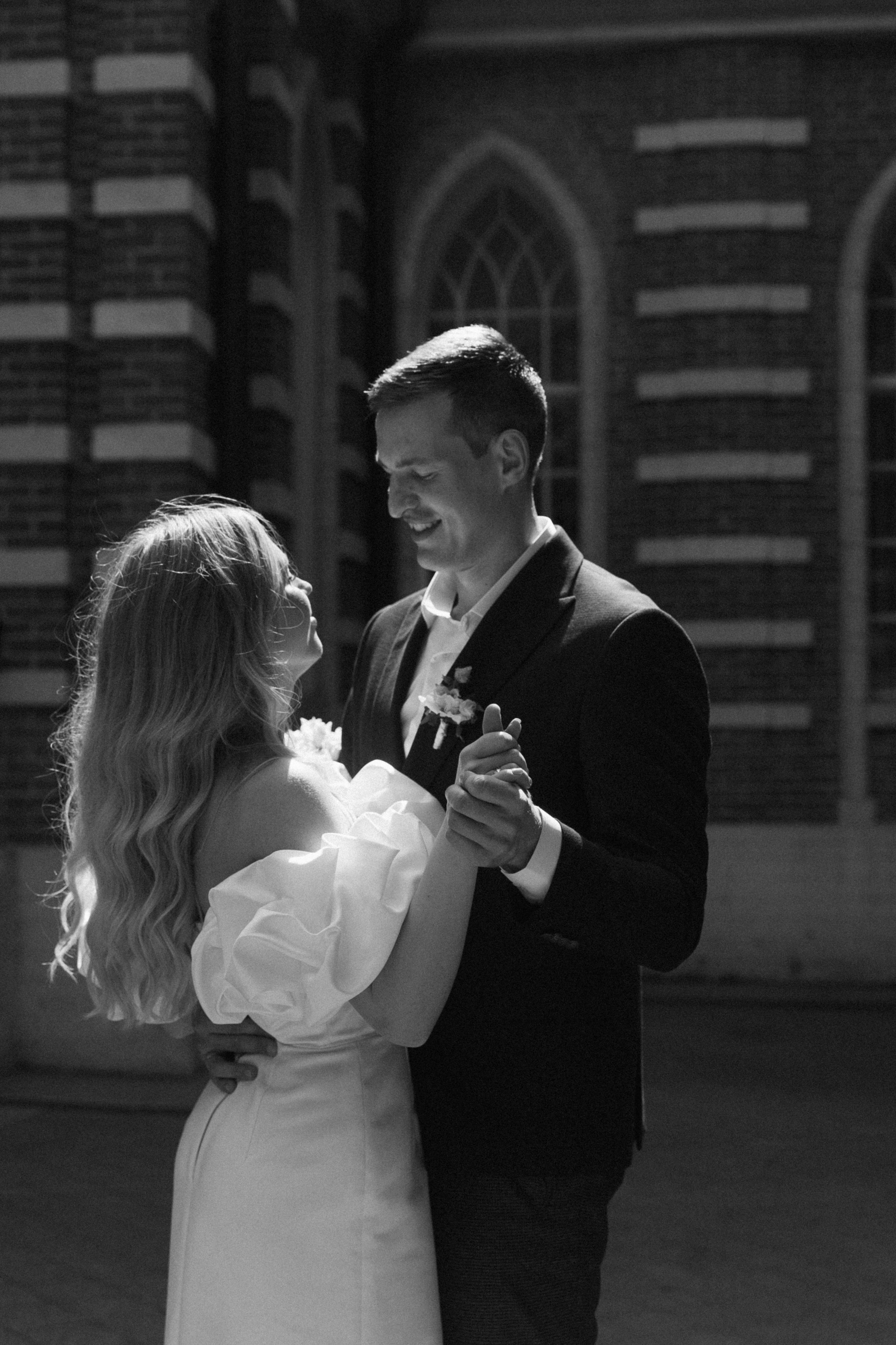 Свадебная фотосессия на Котельнической набережной и в парке Царицыно, Роспись в Шипиловском ЗАГСе. Свадебный фотограф Москва Анастасия Храмова