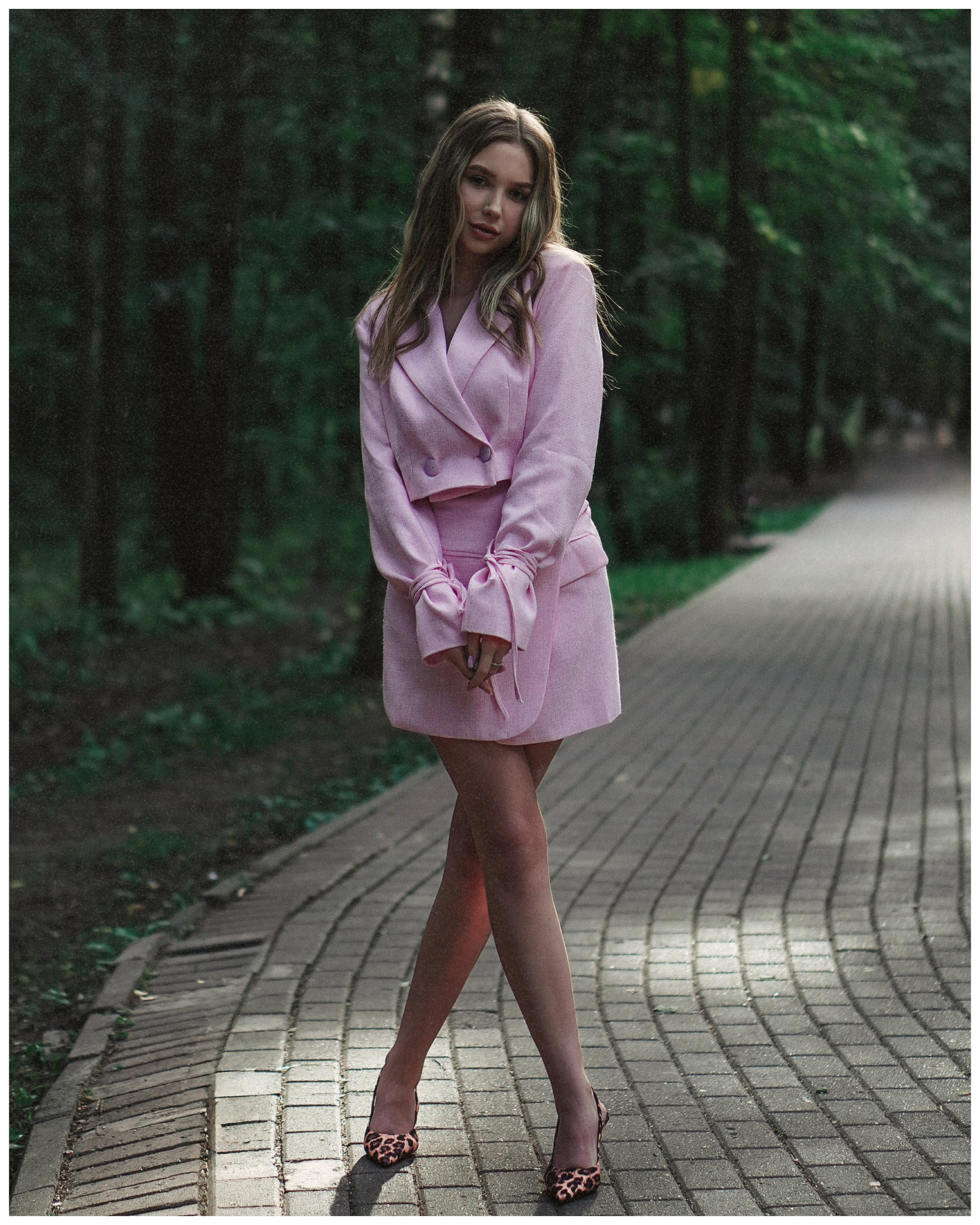 Алина | прогулочная фотосессия в парке. Портретный фотограф Москва