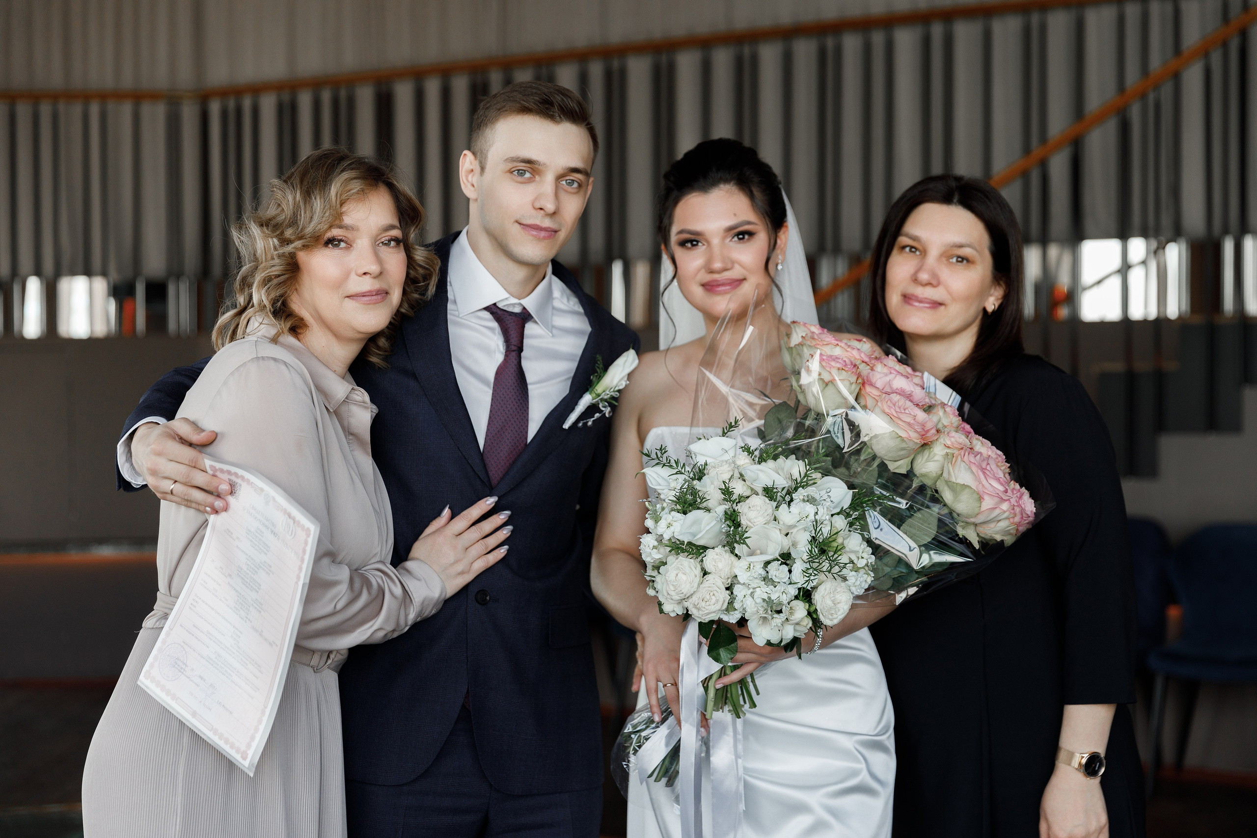 Паша&Настя (роспись Москва-сити Birds). Фотограф в Москве Юлия Хамзина