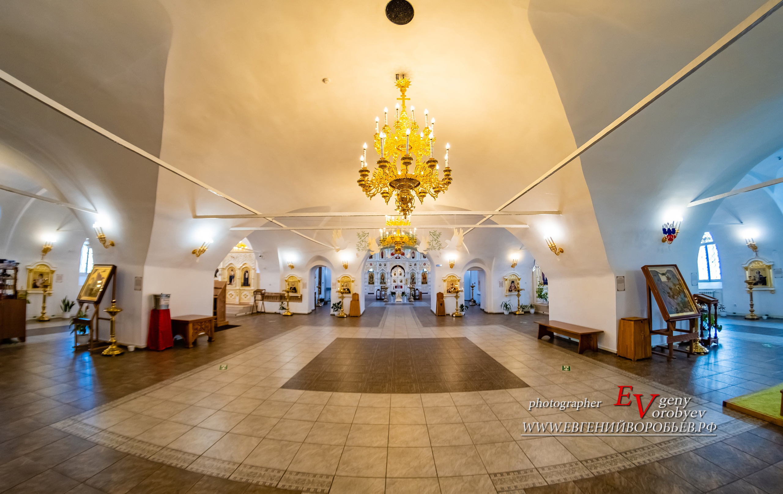 экскурсии Енисейск Красноярск аренда микроавтобуса трансфер индивидуальный тур фото набережная дегустация сибирской кухни интересные места что посмотреть куда сходить что посетить достопримечательности в Енисейске  храм церковь монастырь фототур  цена заказать экскурсию программа маршрут смотровые площадки видовые красивые места путешествие туристический маршрут 