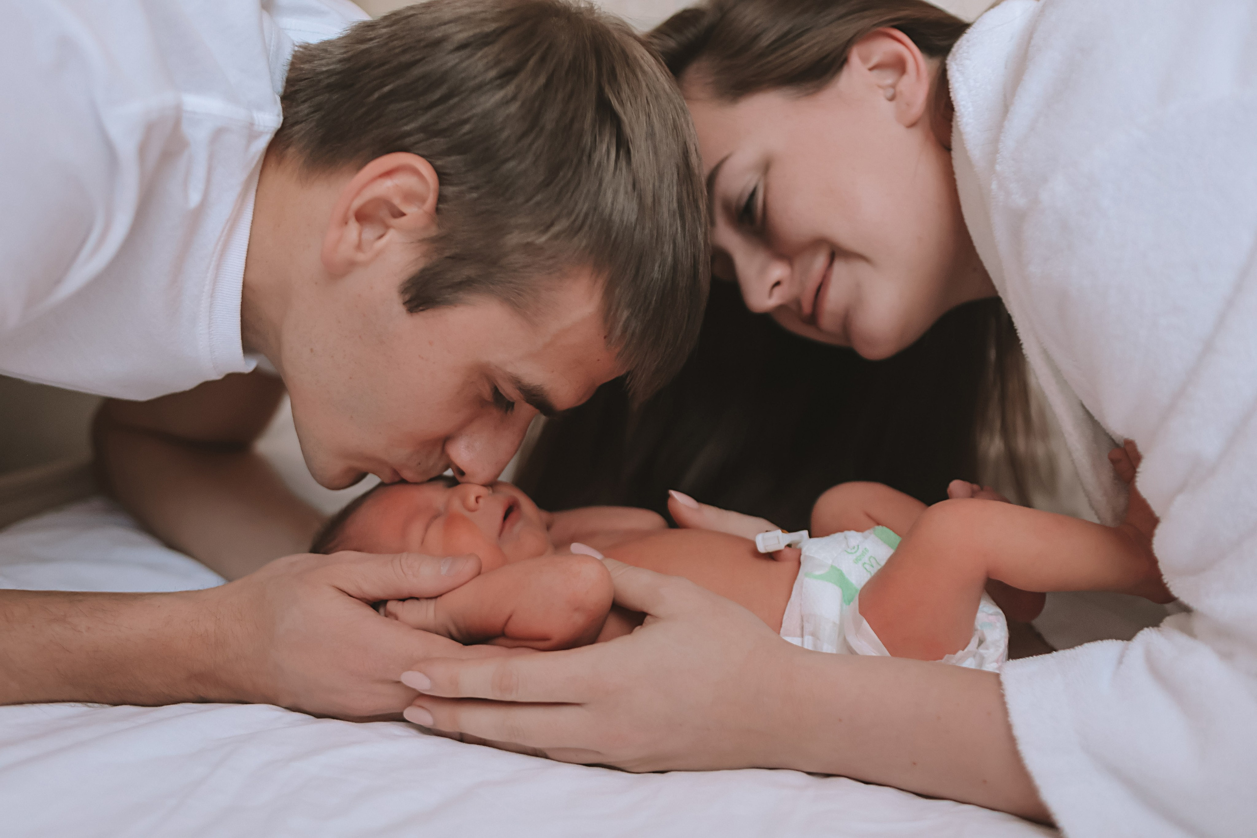 Выписка Мид. Семейный фотограф Тюмень, фотограф на роды Салмина Мария