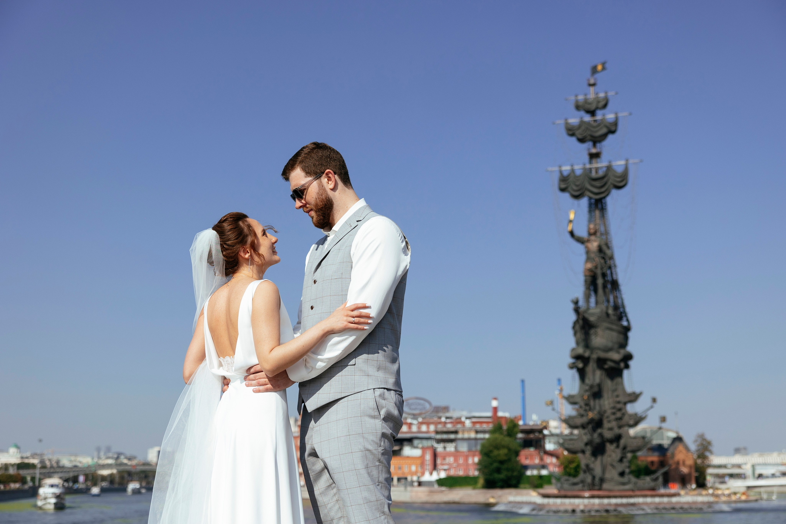 Свадебная прогулка. Фотограф Георгий Нигматулин