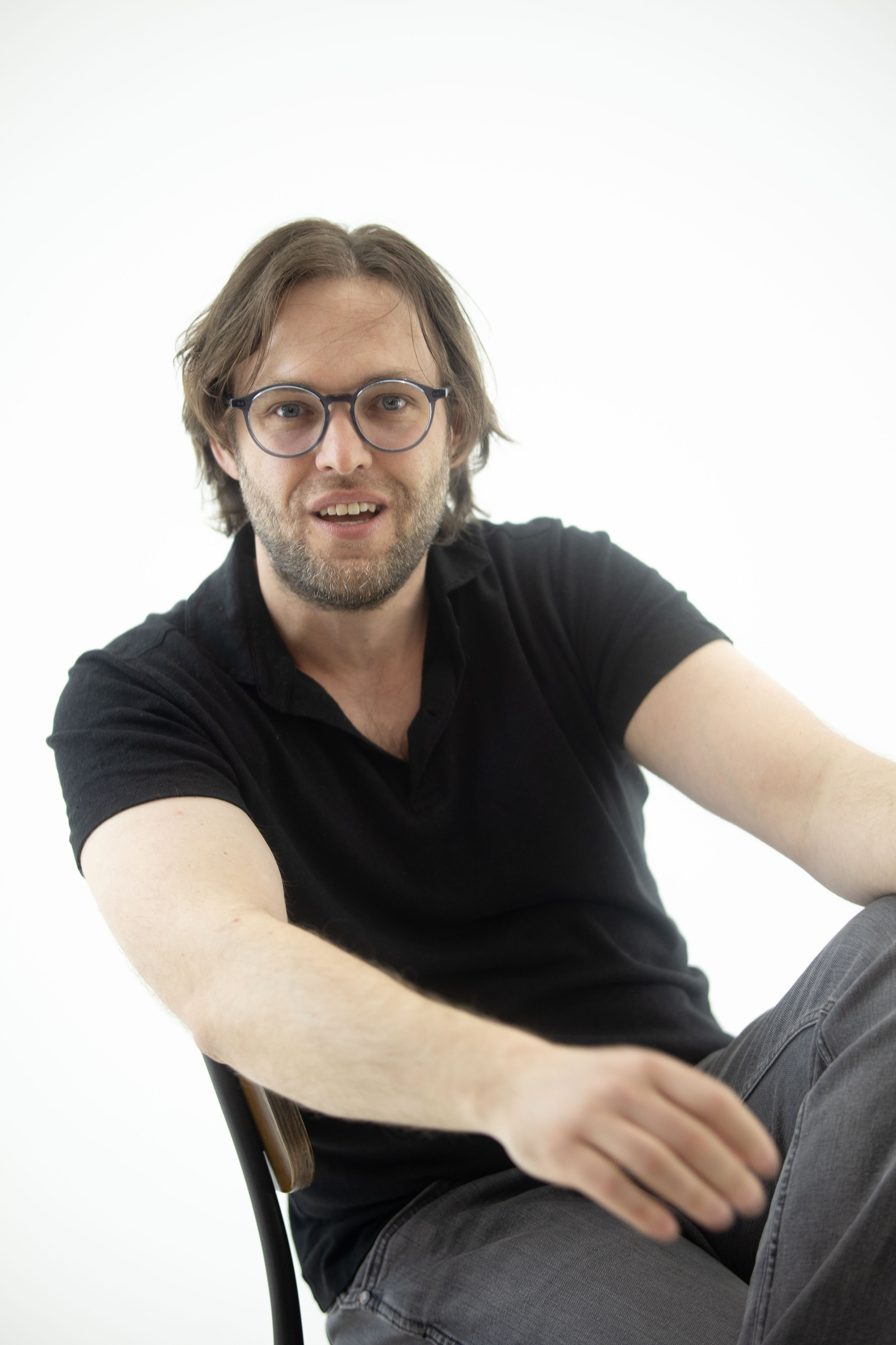 портрет с улыбкой