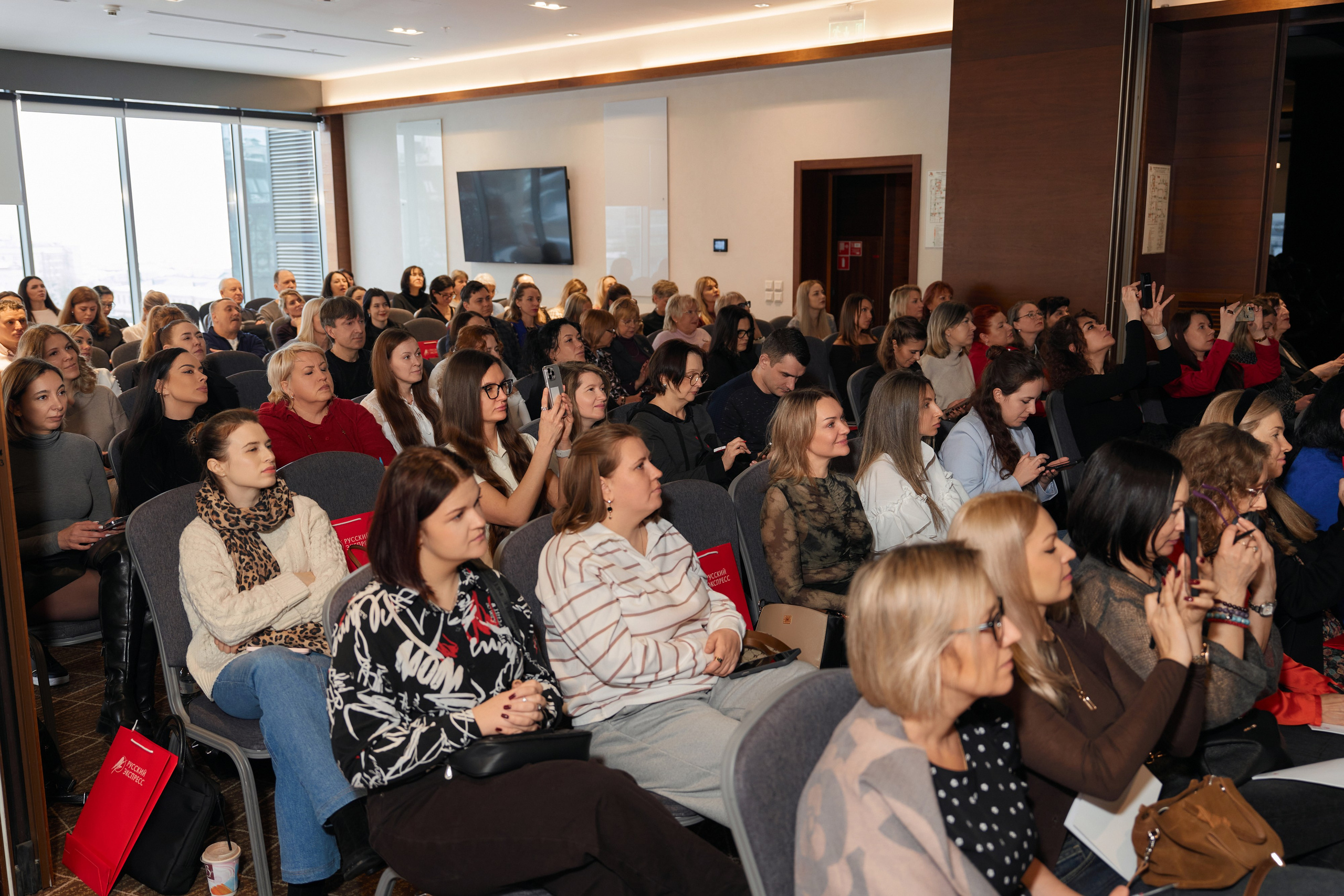 Русский экспресс (МАРРИОТ). Свадебный и репортажный фотограф в Воронеже Роман Янко