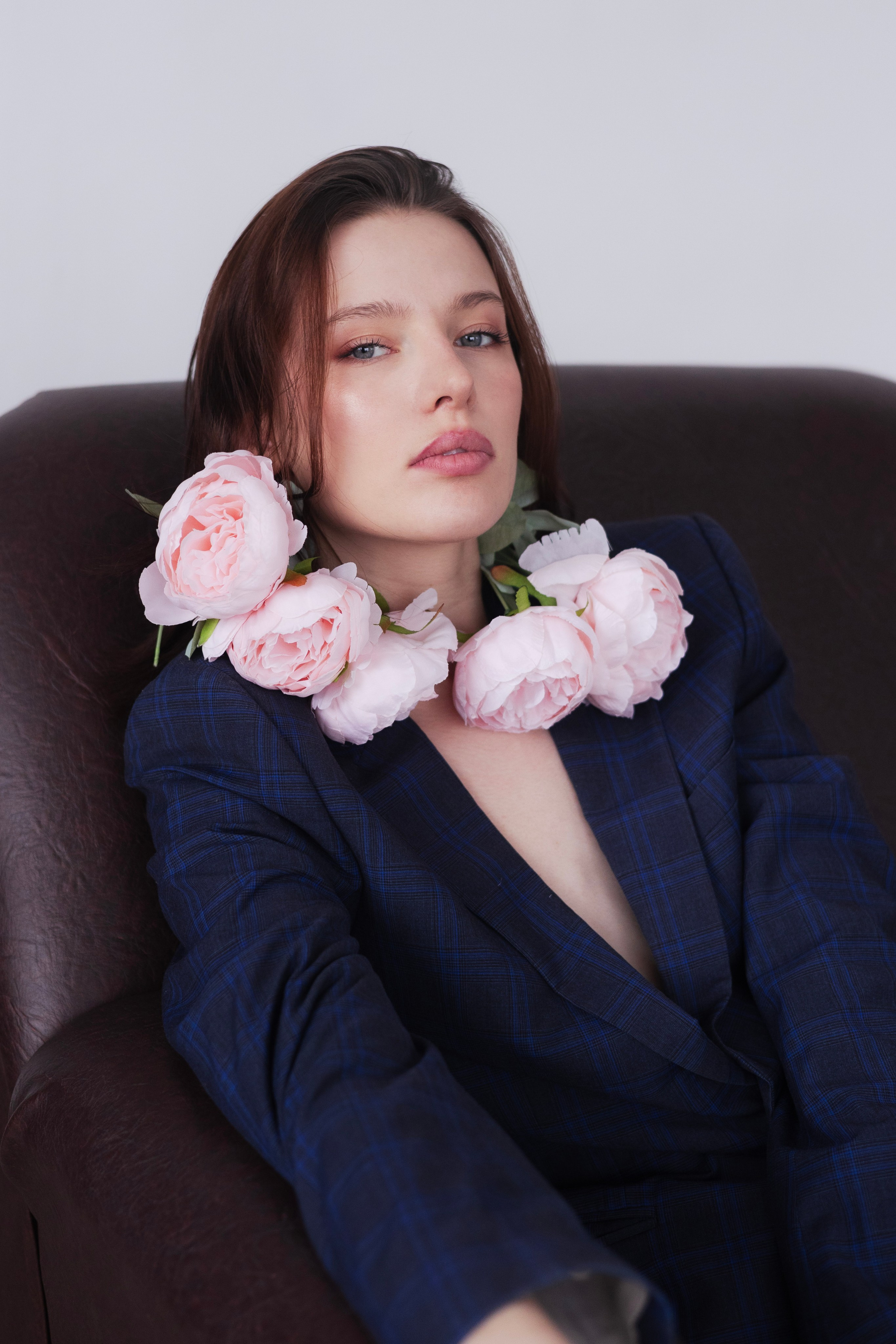Studio Yanita. Юлия Астра: Фотограф в Санкт-Петербурге. Снимаю женские портреты, уличные съёмки в Петербурге и людей с их собаками