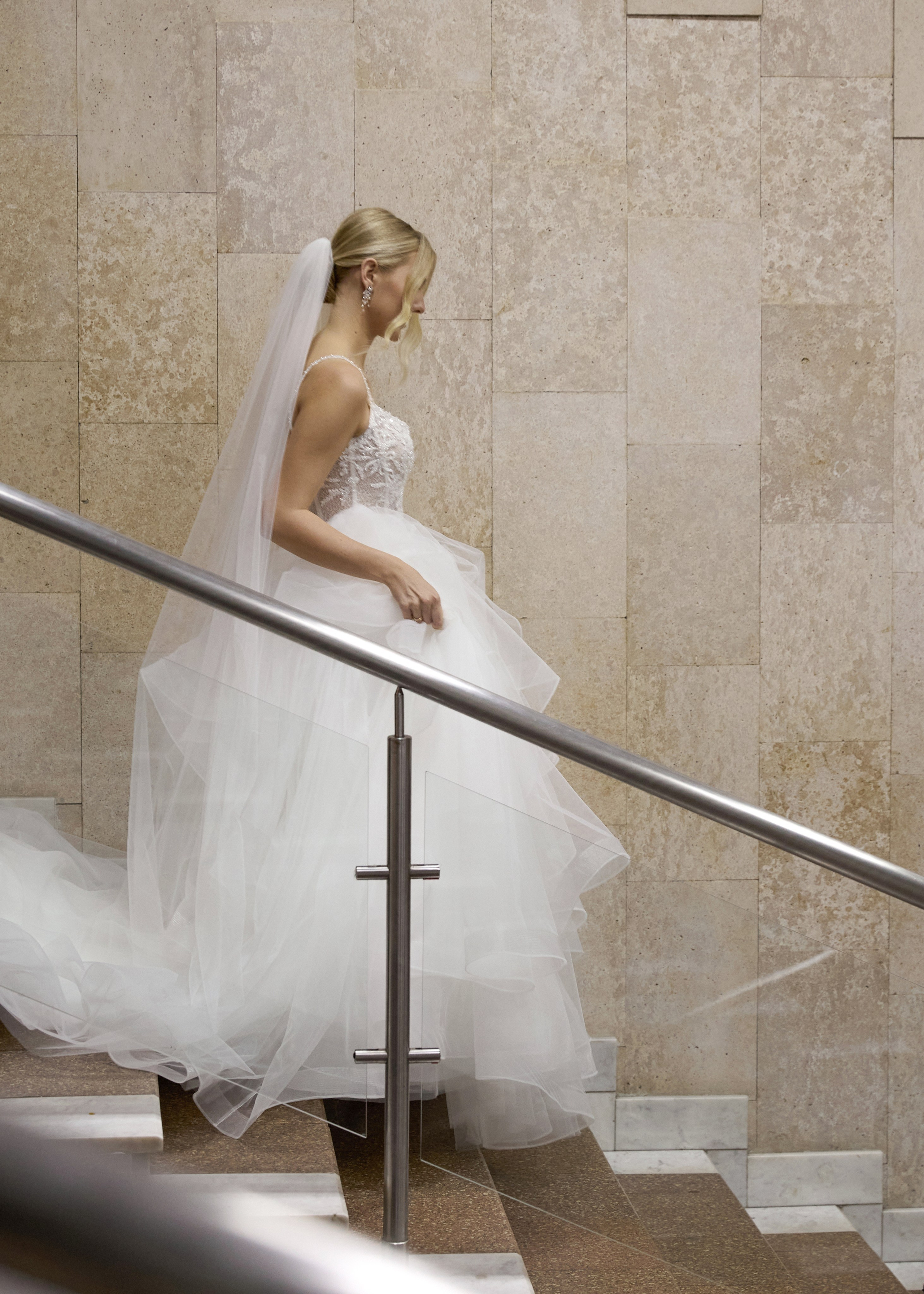 Мы рождены, чтобы сиять. Обо мне