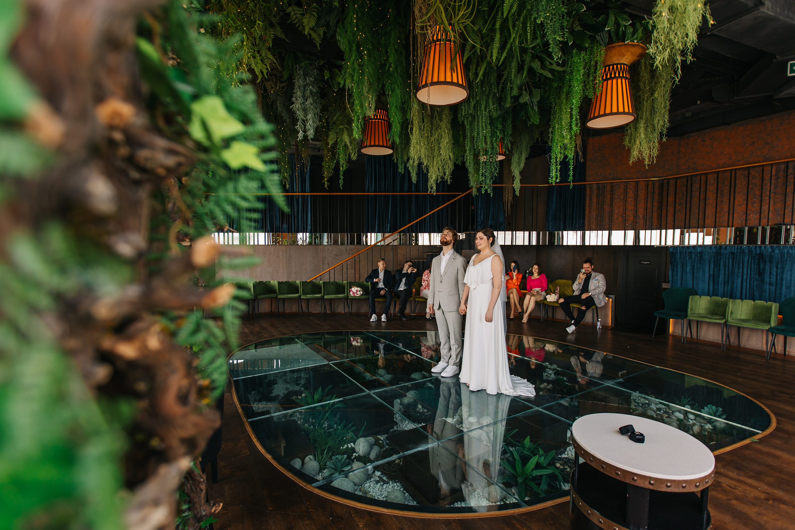 Регистрация брака в ресторане Birds Москва-Сити. Krumstudio фото, видео по Москве и МО