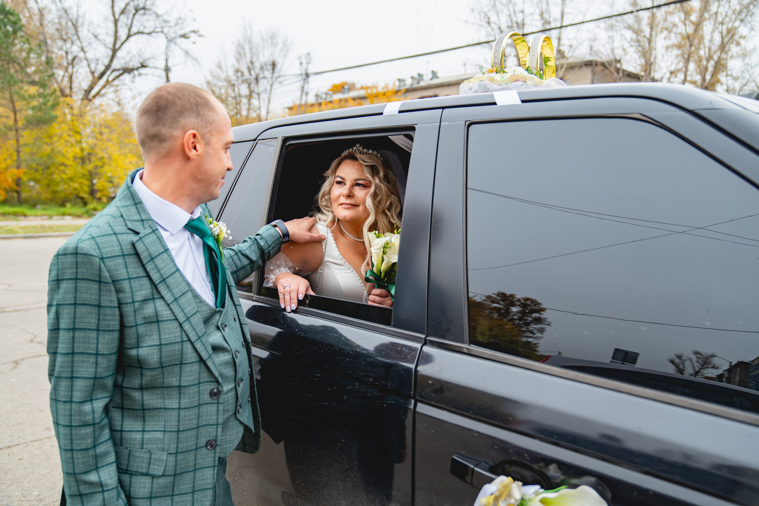 Осенняя Свадьба 2024. Занимаюсь профессиональной фотографией и живу рядом с Байкалом. Работаю в разных жанрах