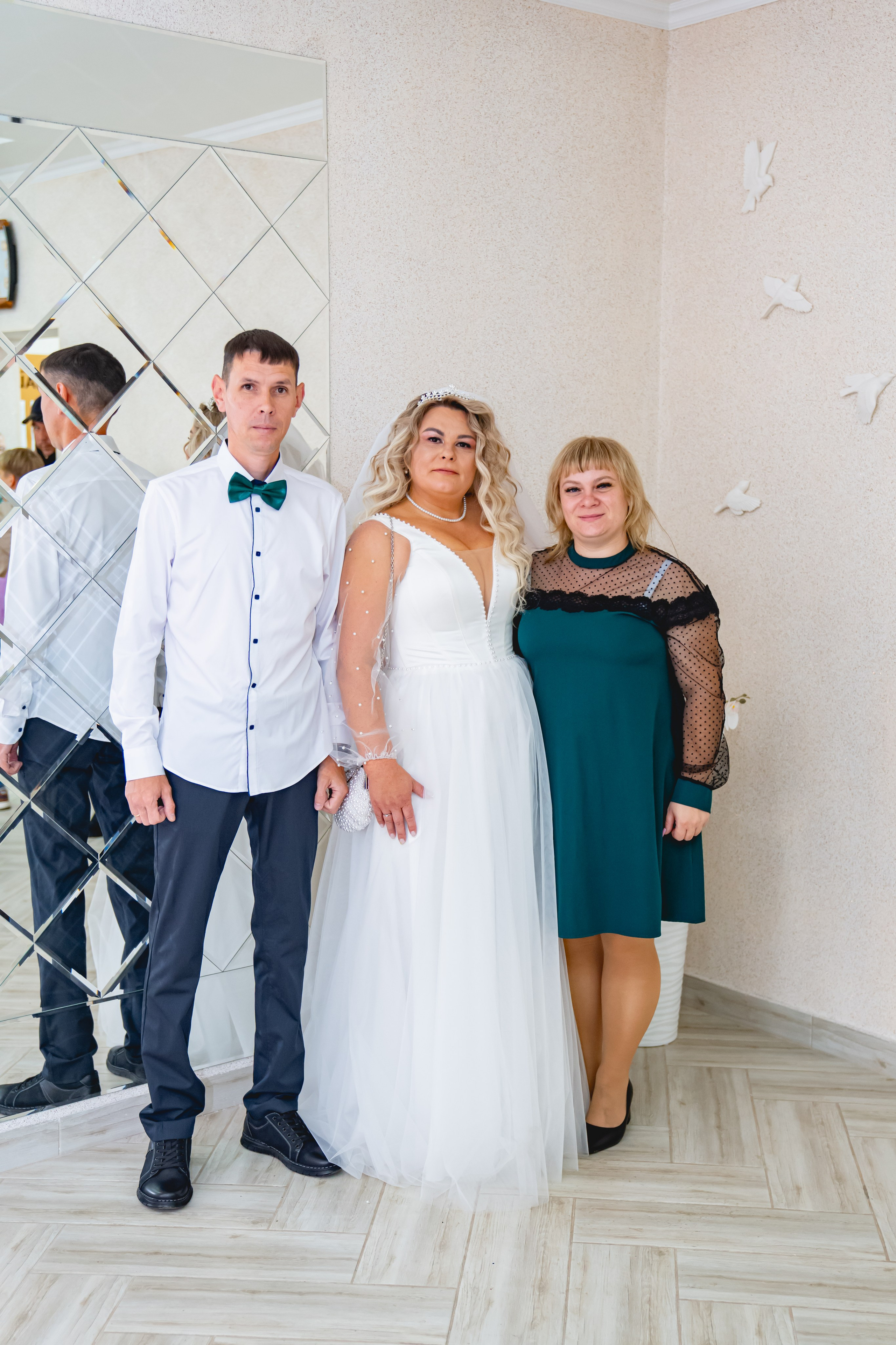 Осенняя Свадьба 2024. Занимаюсь профессиональной фотографией и живу рядом с Байкалом. Работаю в разных жанрах