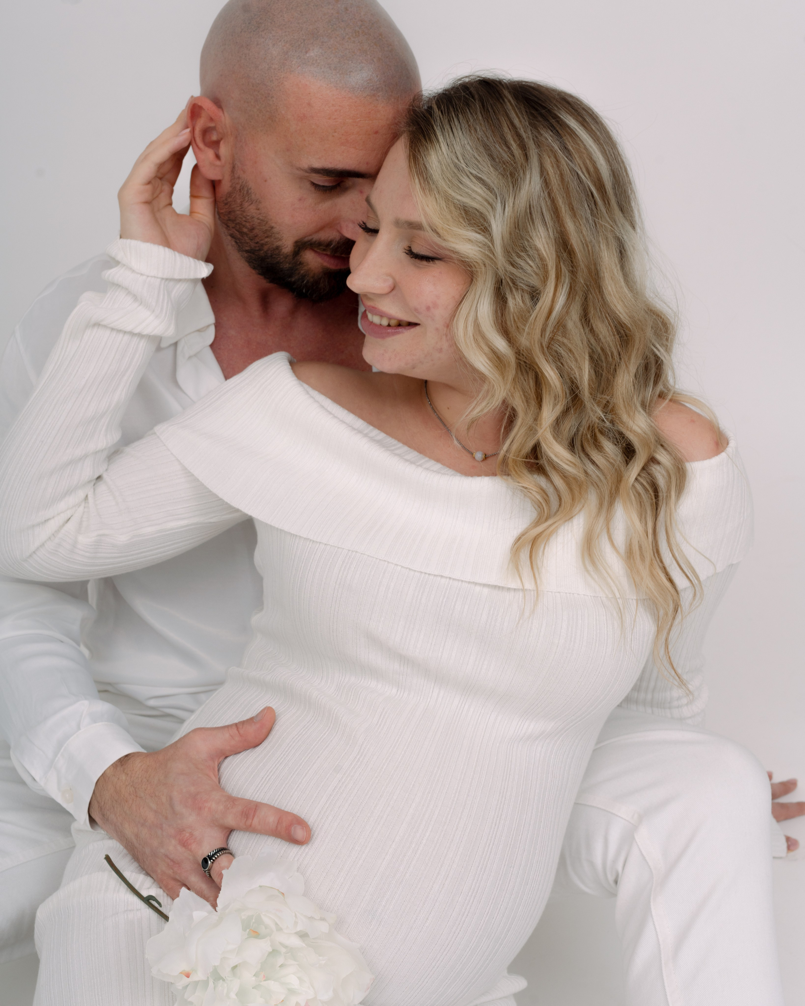 HAPPINESS. Anastasiia Antoniuk portrait, family and couple photographer, Portugal