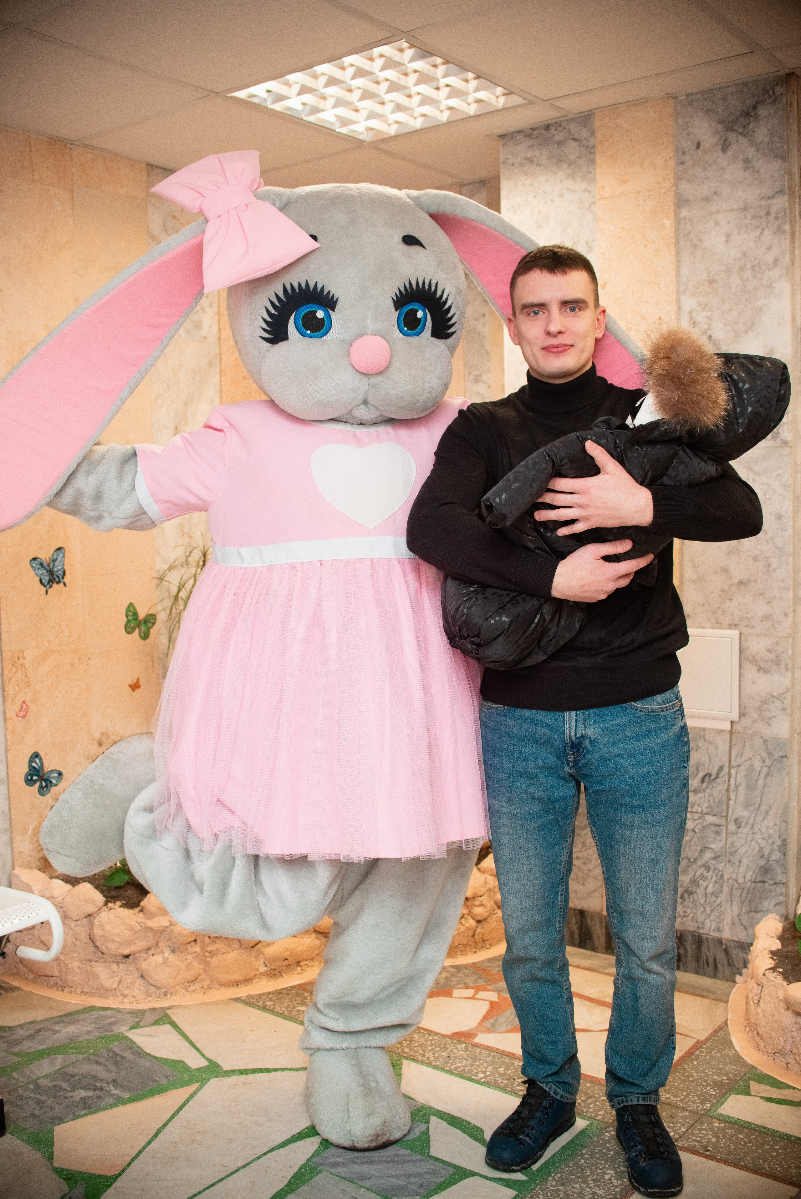 Выписка Есении 6РД. Семейный фотограф на выписку из роддома и крещение Минск Настя Гришук