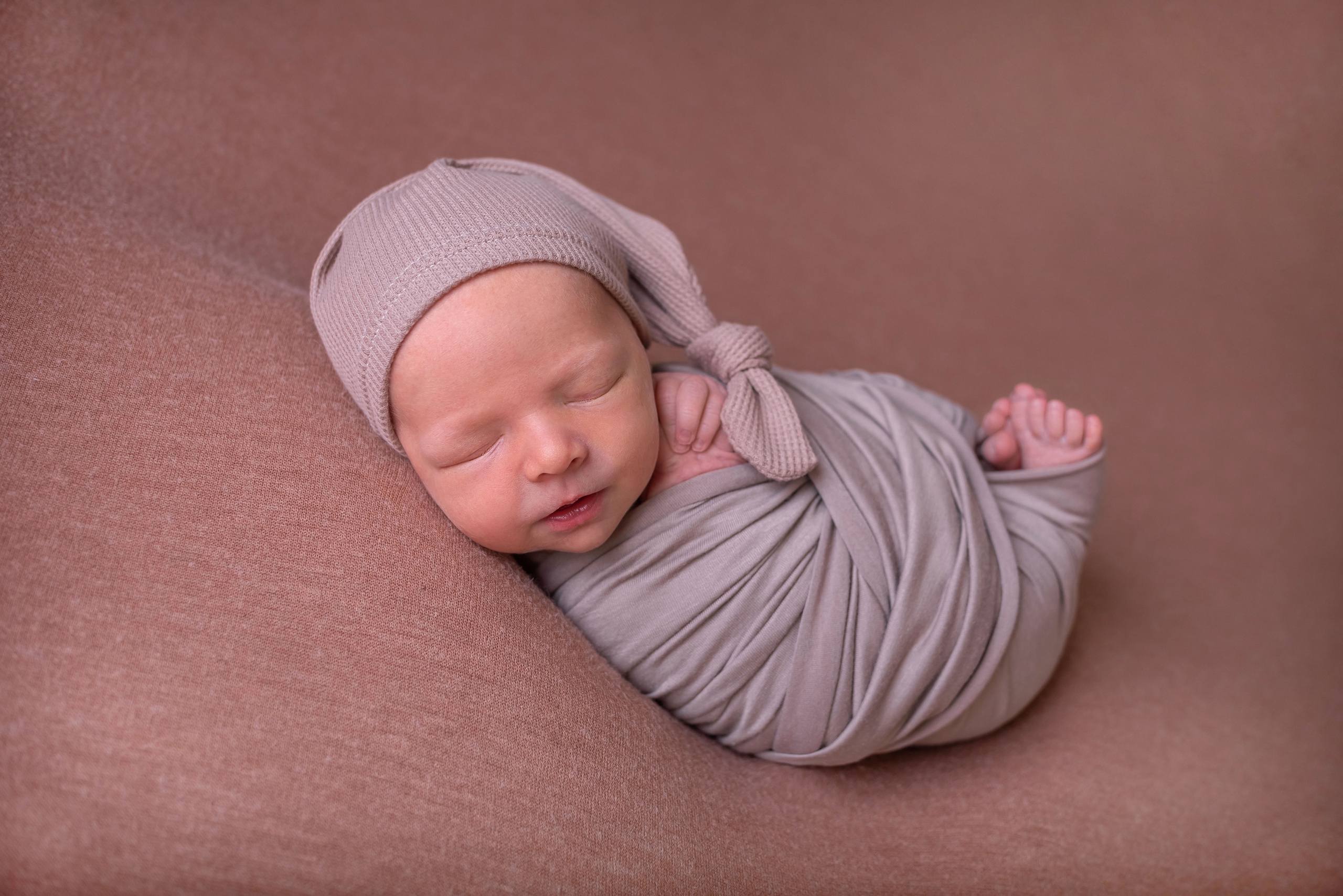 Новорождённые мальчики. Детский фотограф новорождённых в Минске Боровик Екатерина
