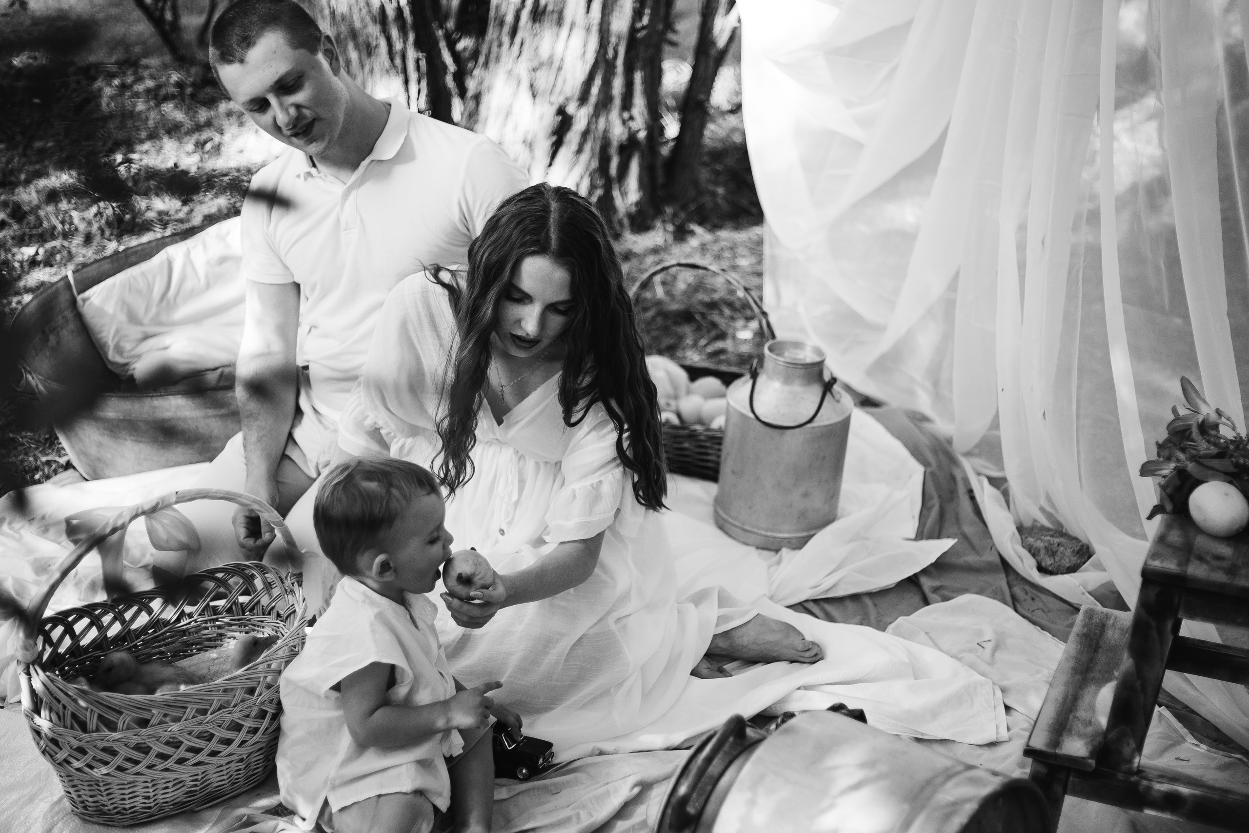 Артем, Вероника и Арсений на пикнике. Фотограф в Крыму | Виктория Нотевская