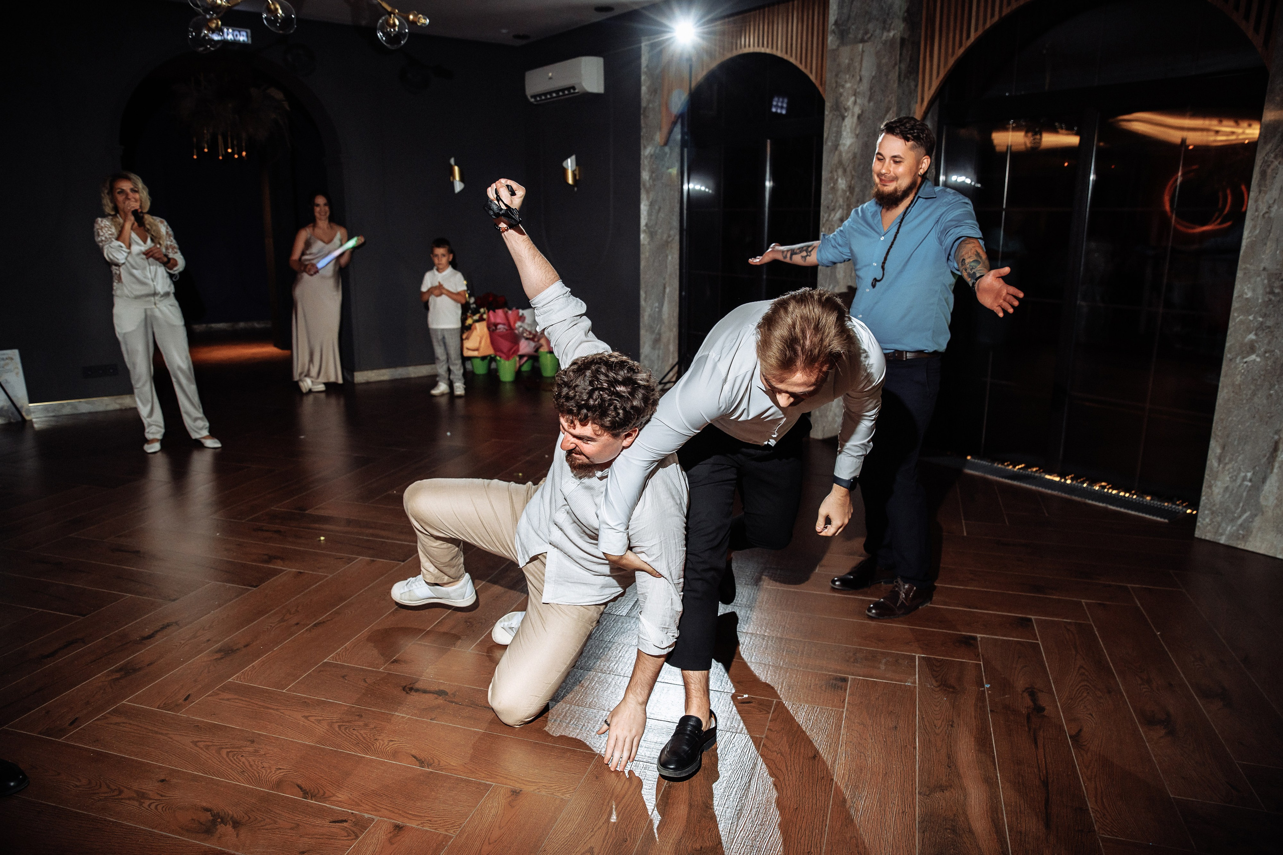 Анонс свадьбы Оля и Виталий. Свадебный фотограф в Воронеже Денис Коровин