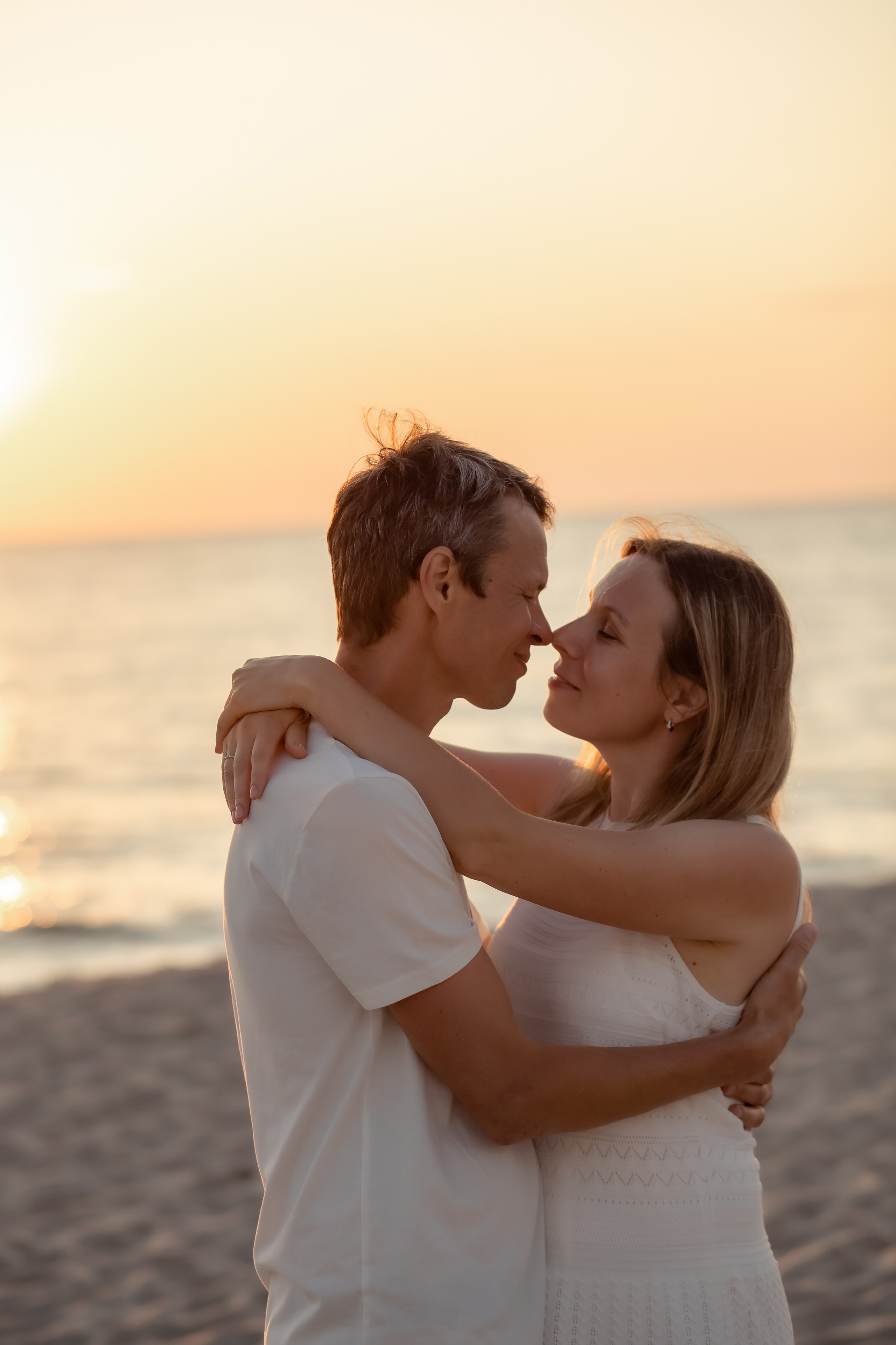 Екатерина и Антон. На закате. Фотограф в Калининграде Решетникова Алина