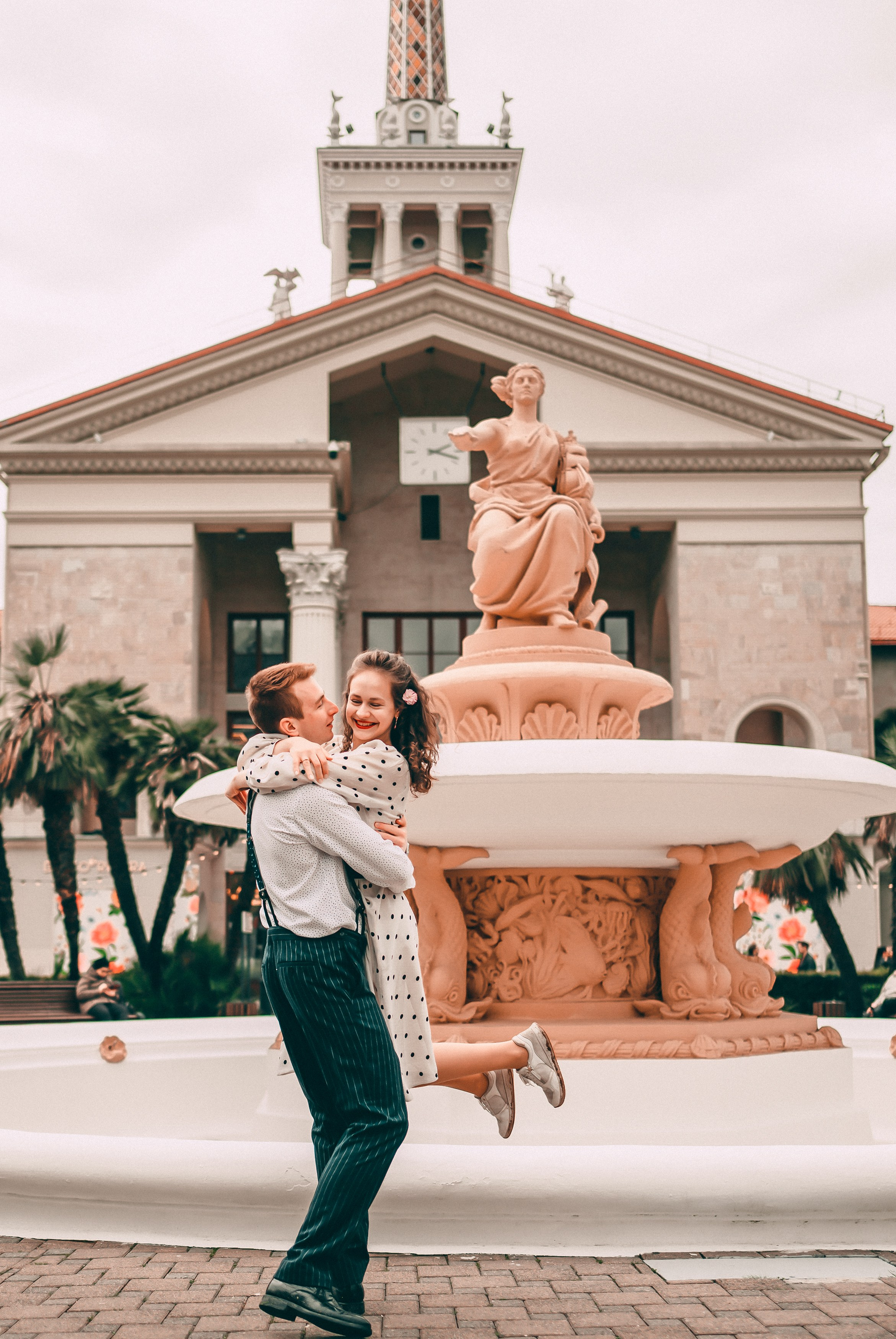Сливовый сад, морпорт, пляж Ривьера. Свадебный и семейный фотограф София Невская