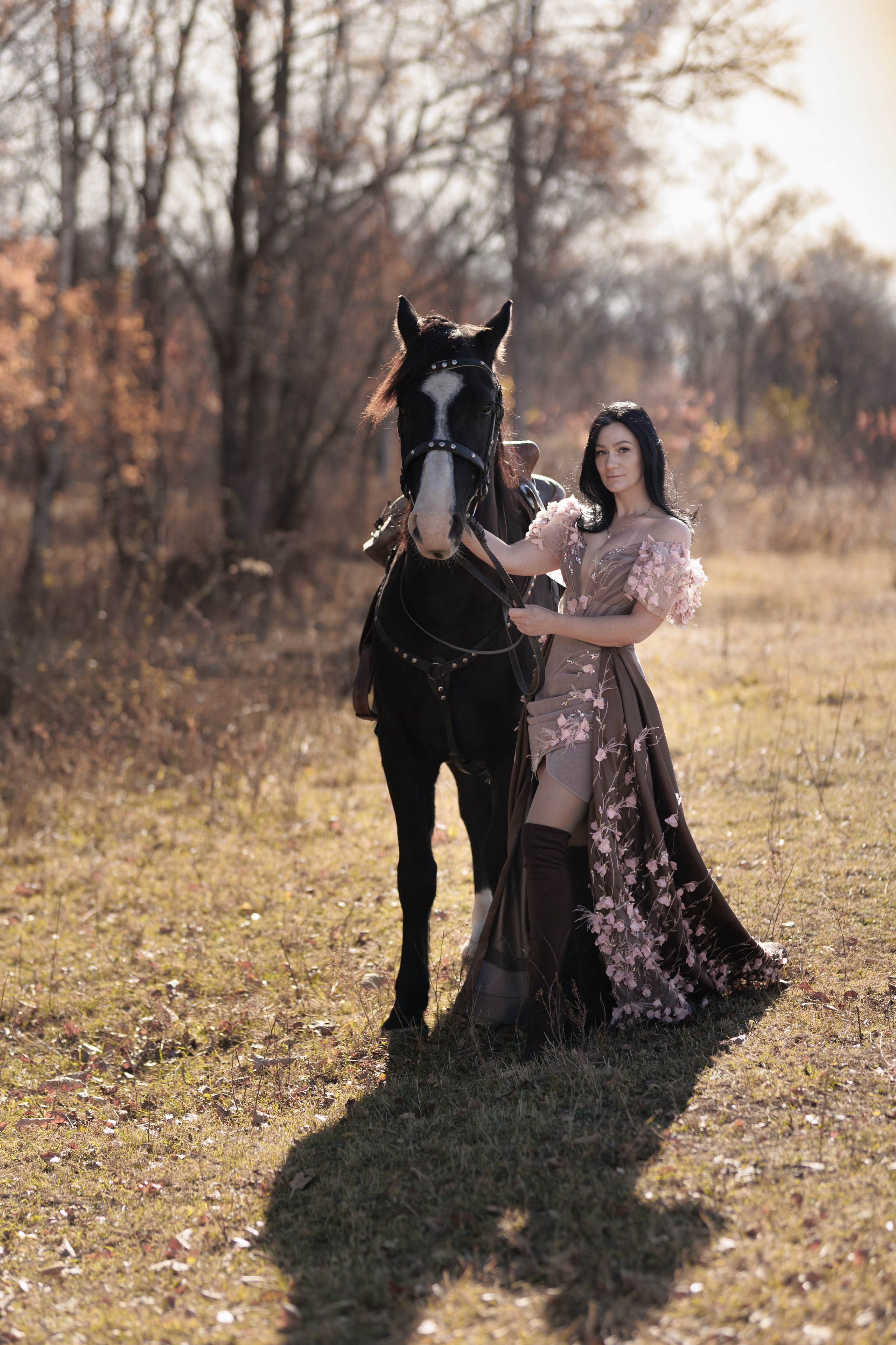 Марина с лошадьми. Фотограф женского портрета, беременности и материнства Харькова Елена