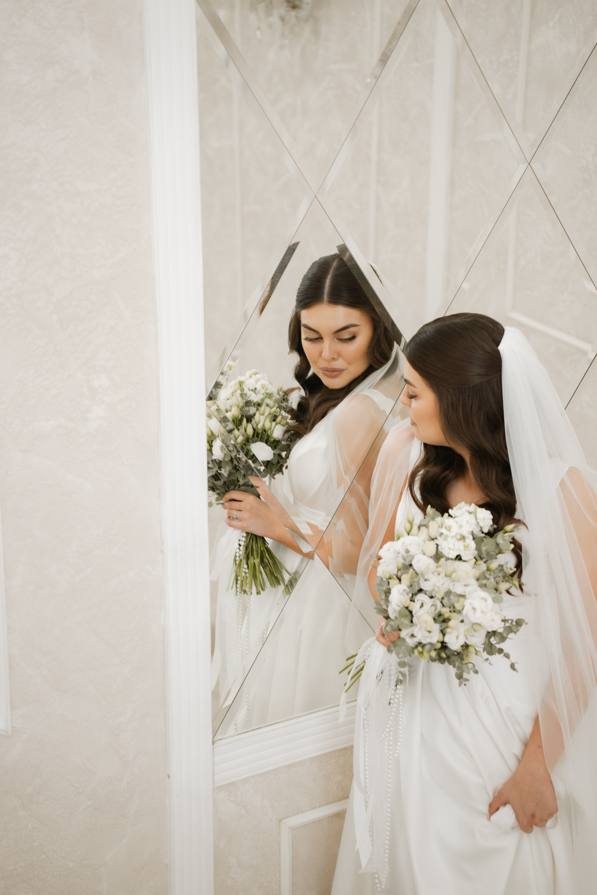 КРИСТИНА И МИХАИЛ. Женский портрет