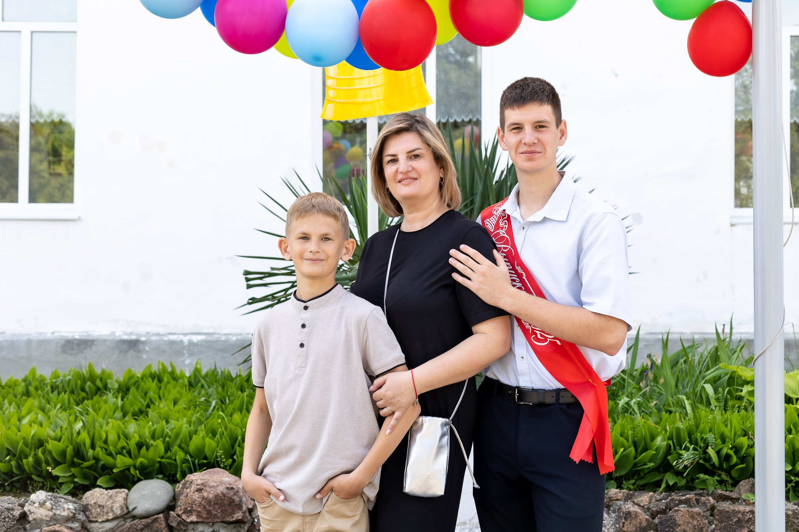 Последний звонок. Выпускные альбомы Майкоп, Краснодар Елена Золотарева