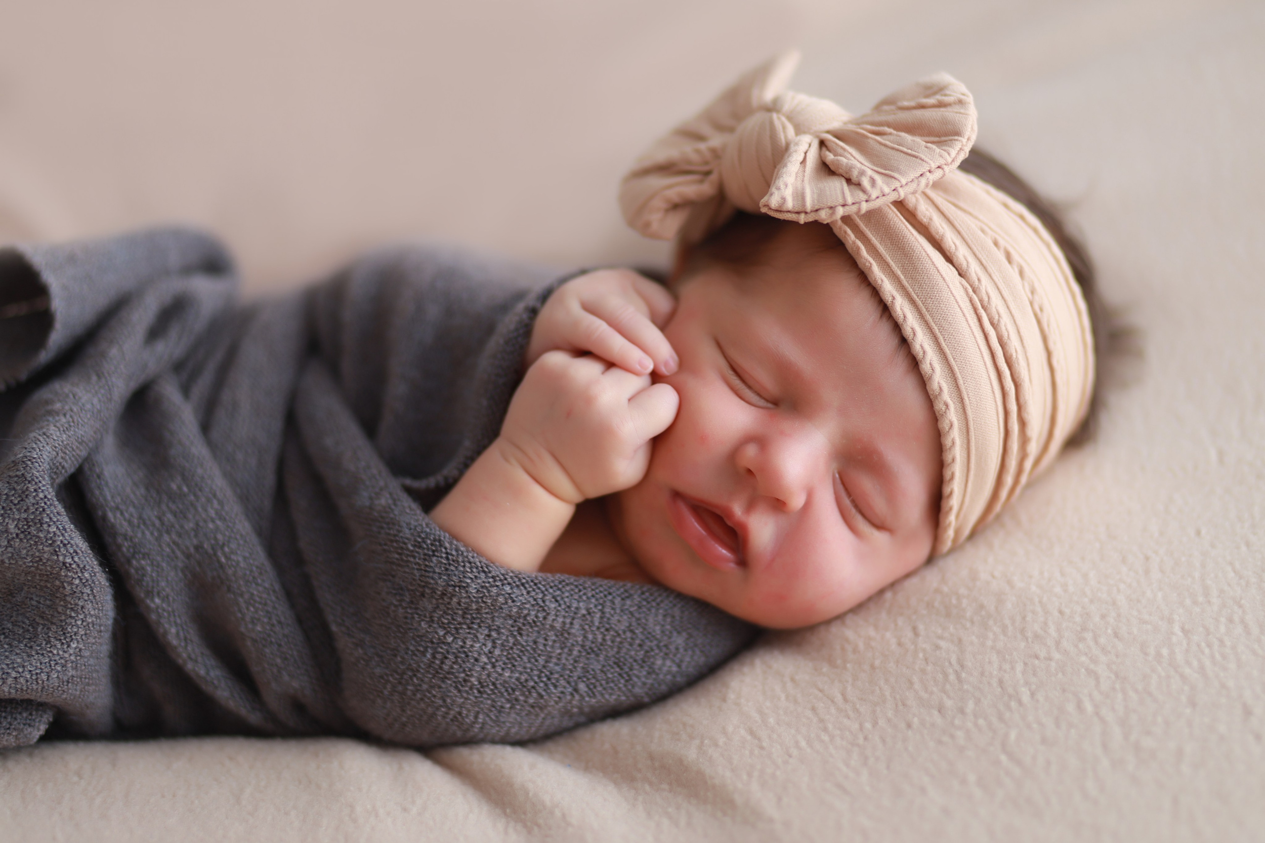 Ньюборн съёмка в студии. Семейный и Детский фотограф в Краснодаре Дарья Насаченко
