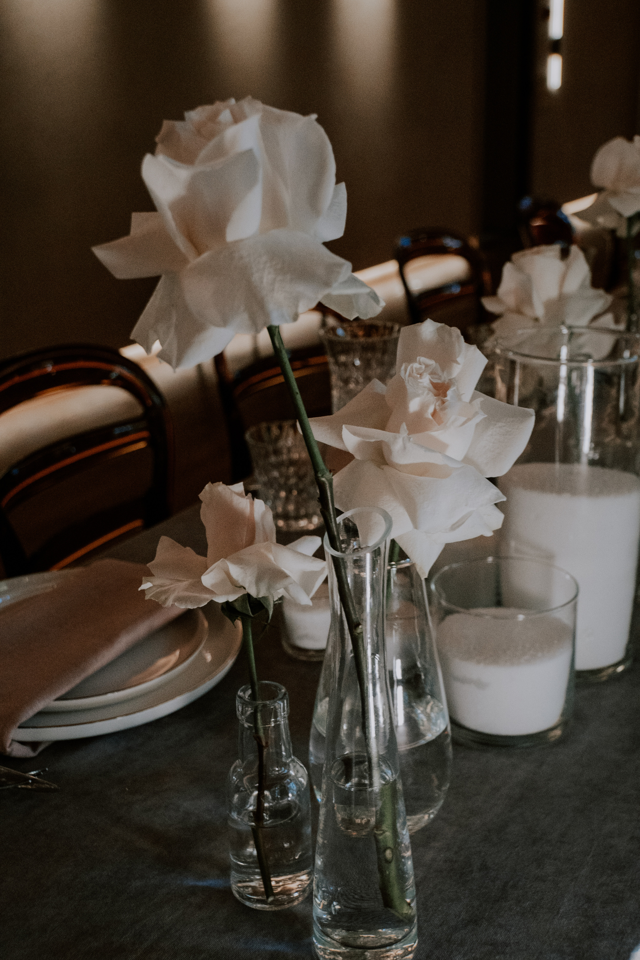 Красивый праздничный ужин в ресторане Сезоны в Парке. Love & Live photographer Злата Акимова