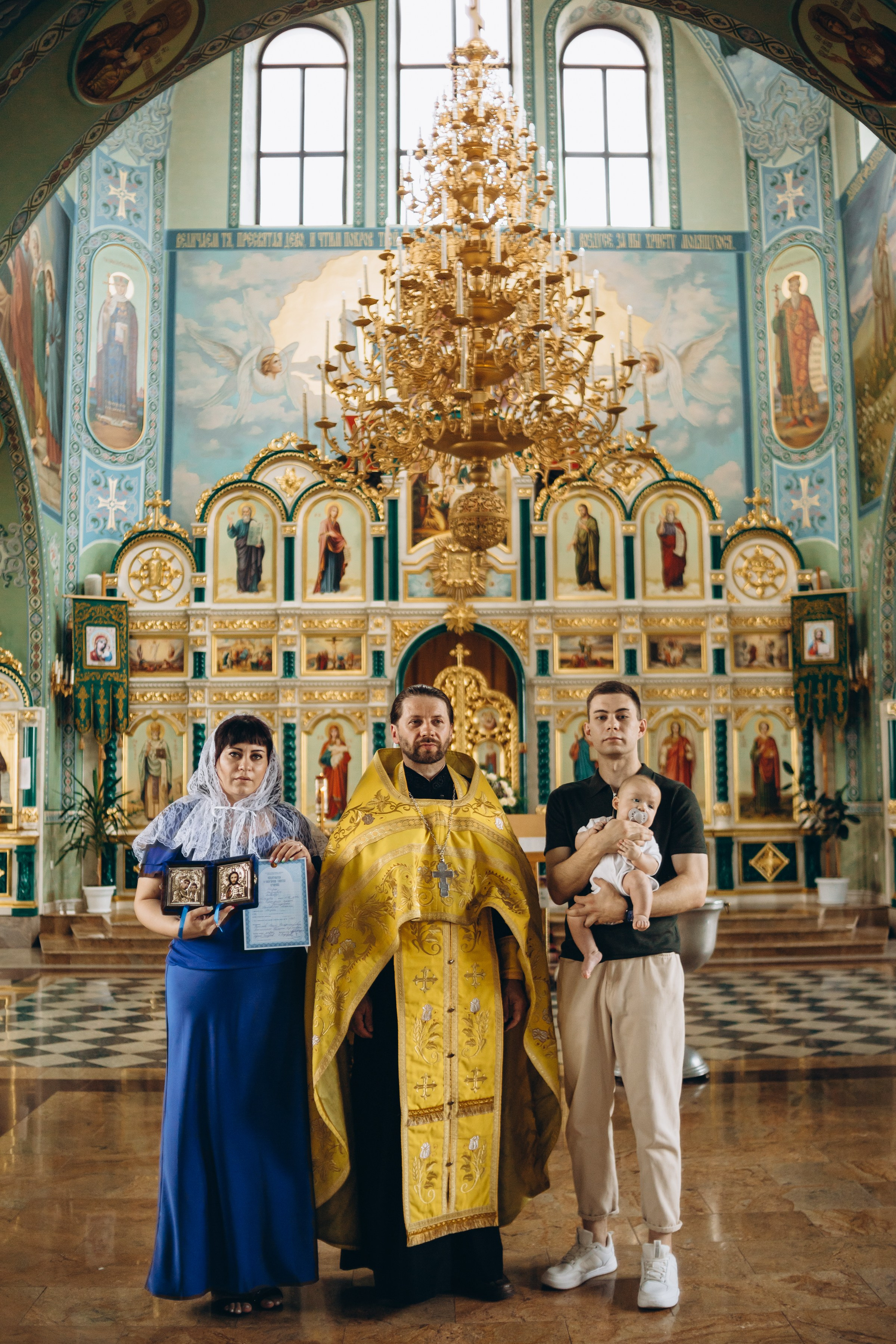 Крещение Мирона. Семейный фотограф в Волгодонске Краченцева Анна