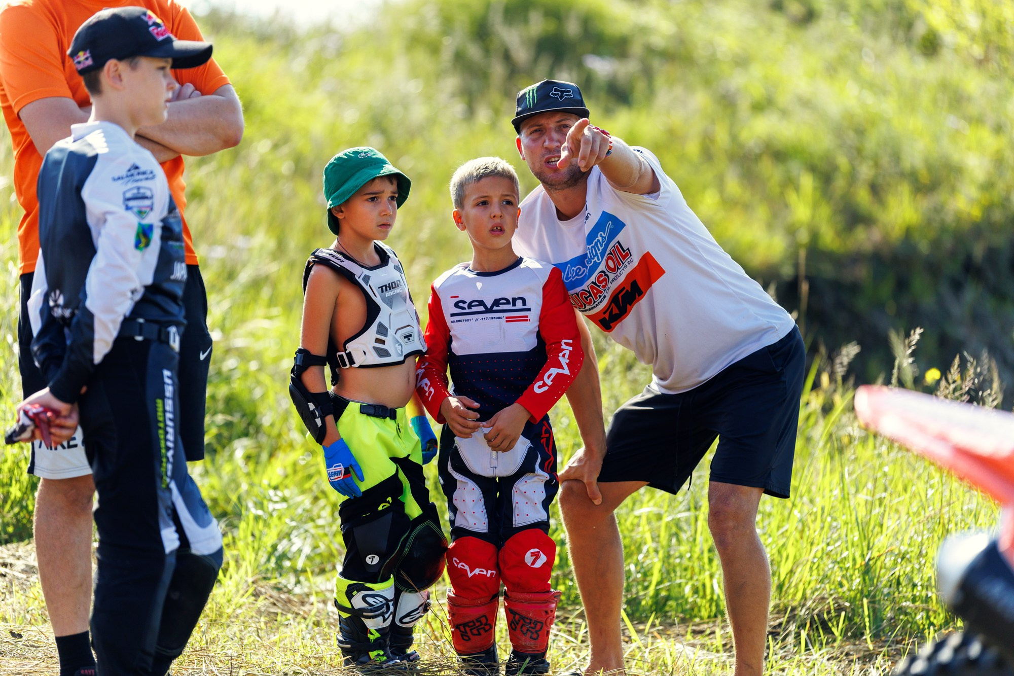 Мотокросс 2025. Андрей Кровлин — фотограф в Славянке